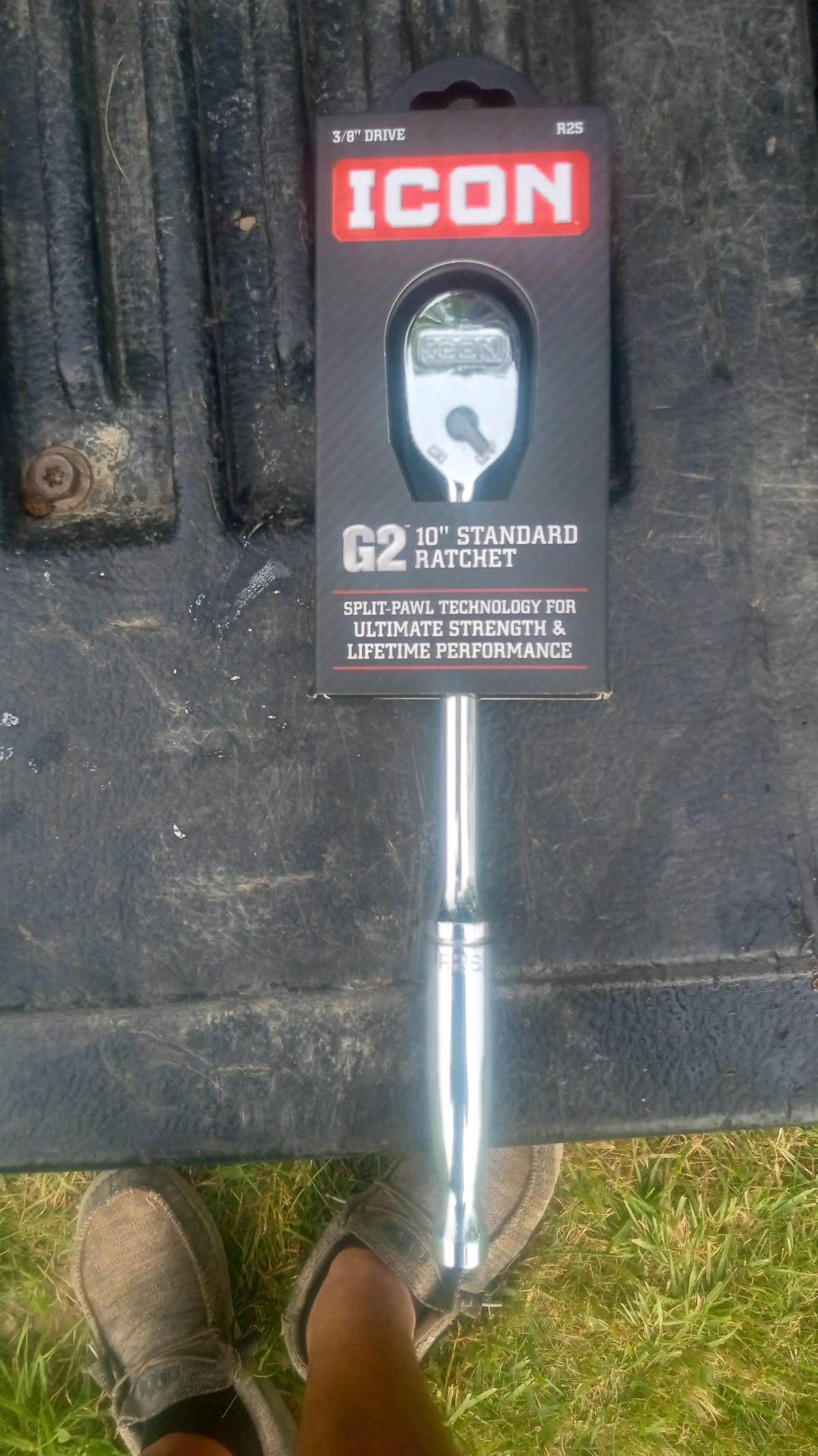 This is an ICON 38 Drive 10 Standard Ratchet Model R2S