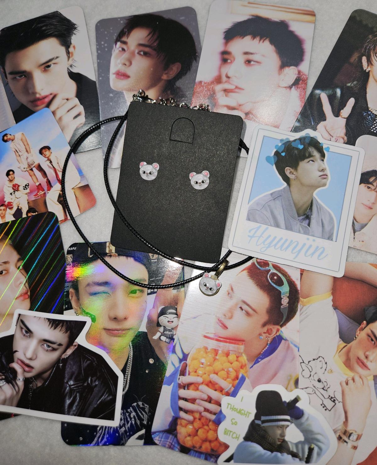 Stray Kids Hyunjin Bias Pack with Jewelry