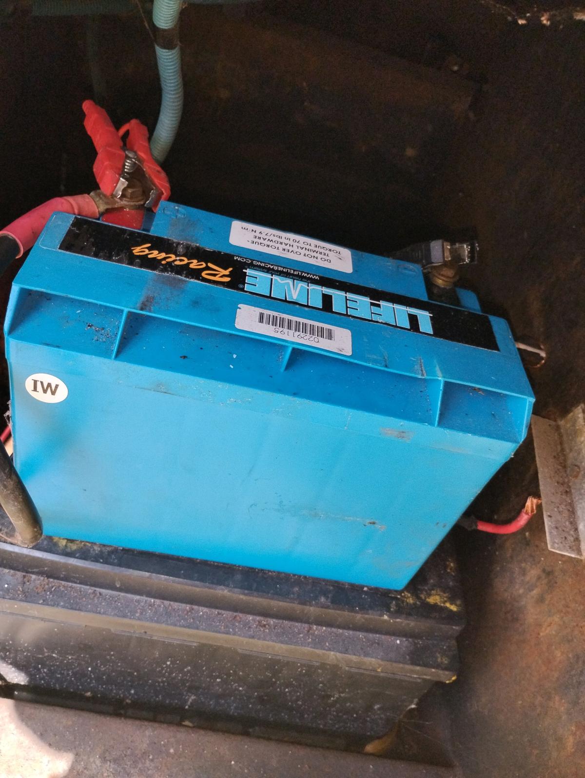 12v AGM LIFELINE Racing BATTERY  600 cold cranking amp