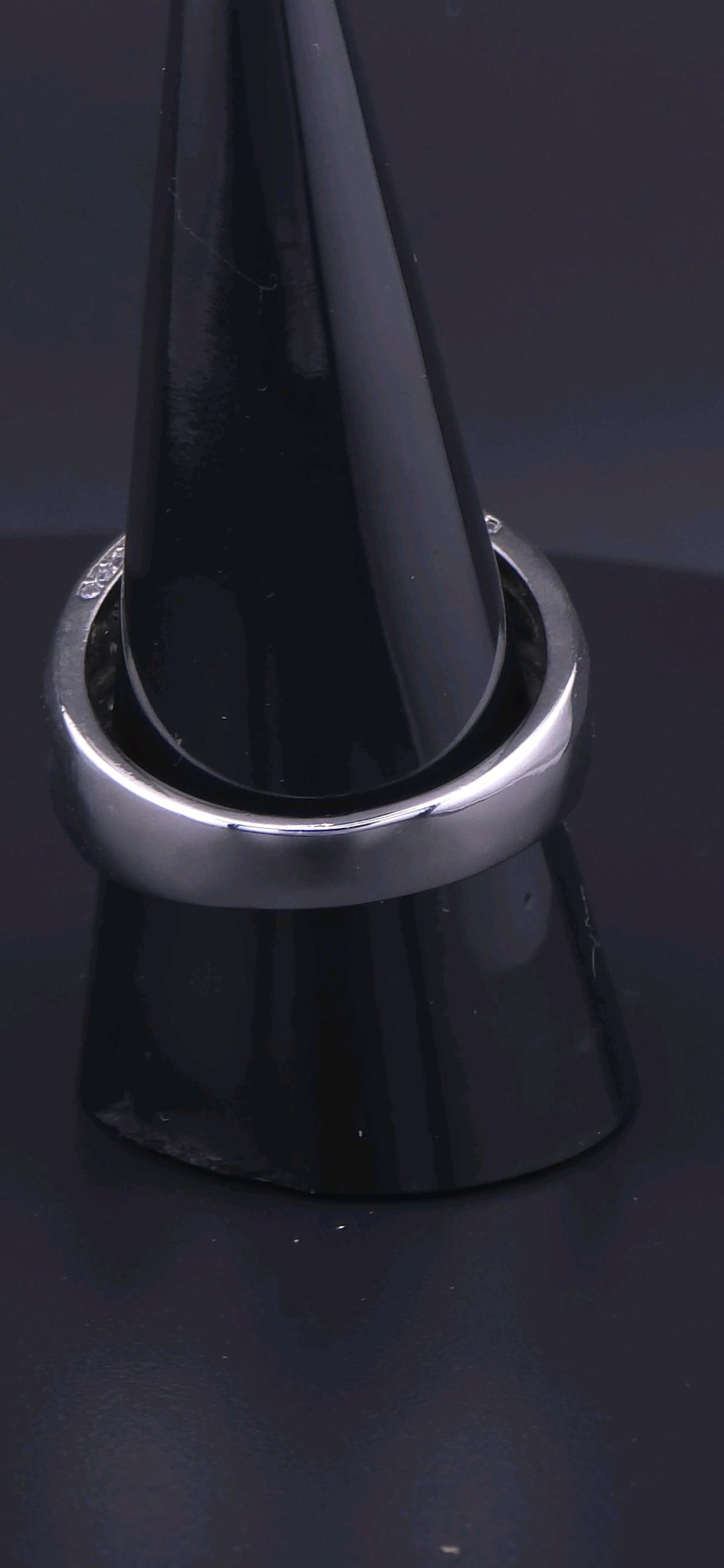luxurious Ring For Men Silver or Gold Tone 14 k gold plated