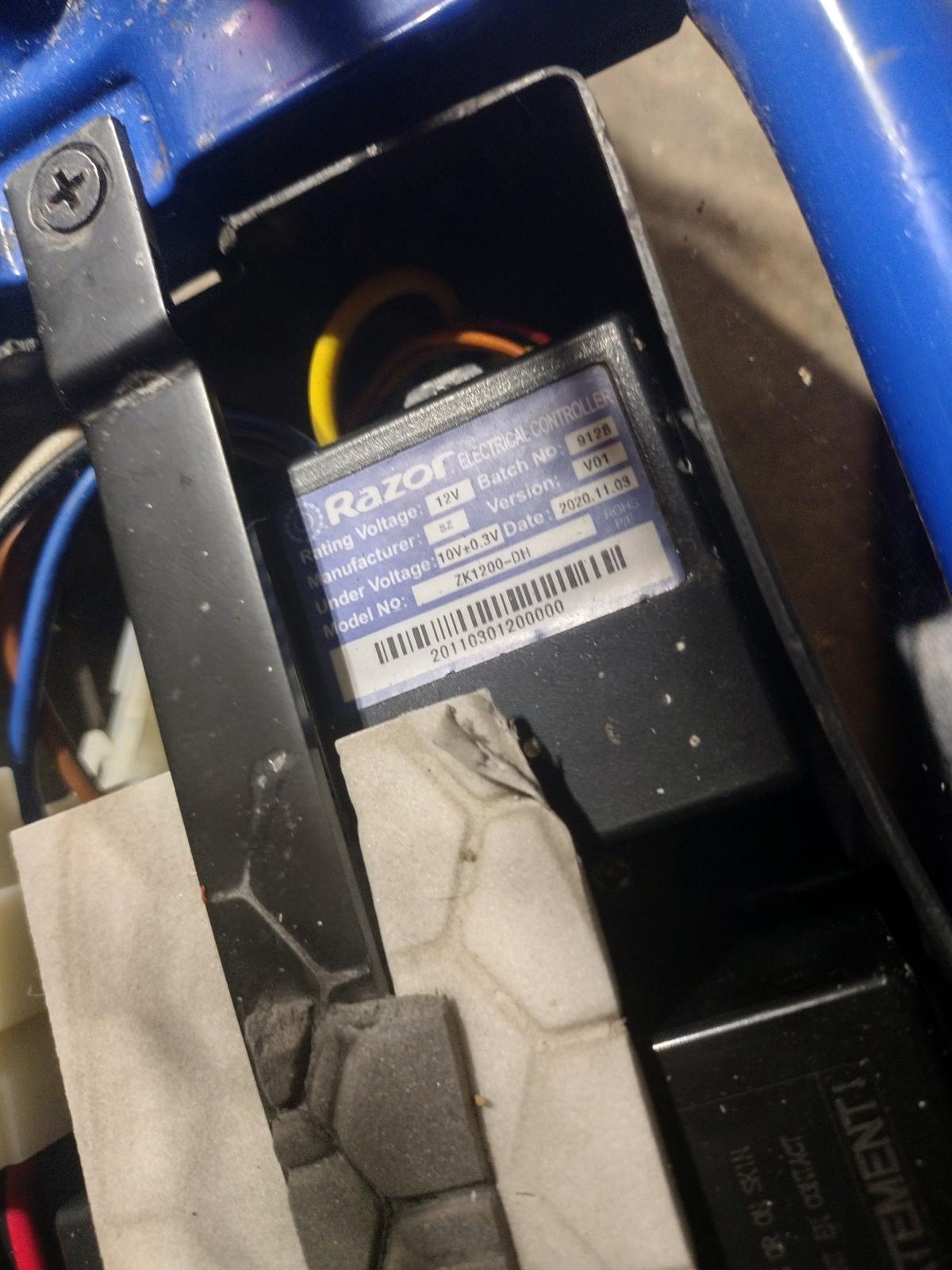 electric scoote   broken
