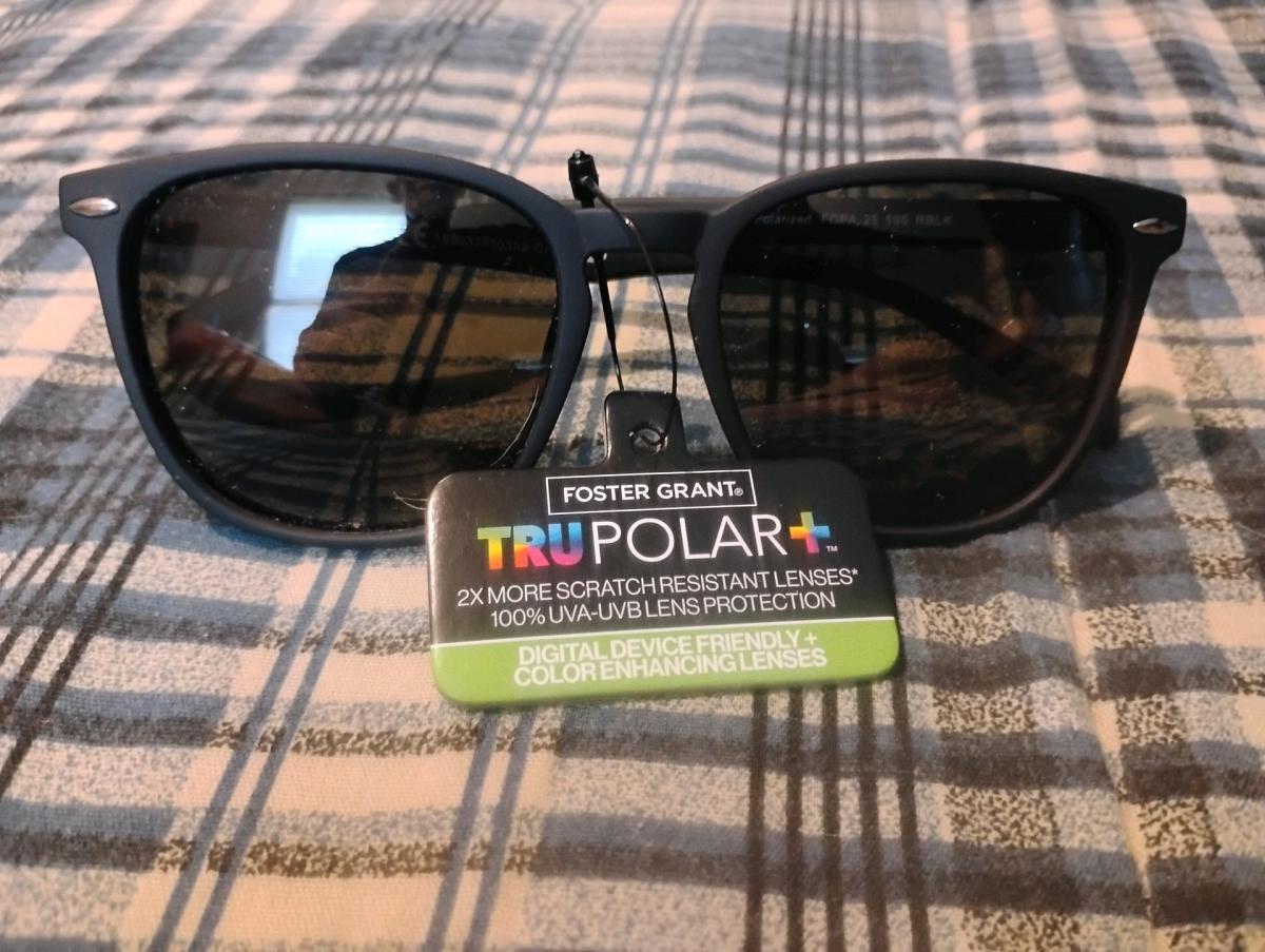 womens Foster Grant tru polor sunglasses