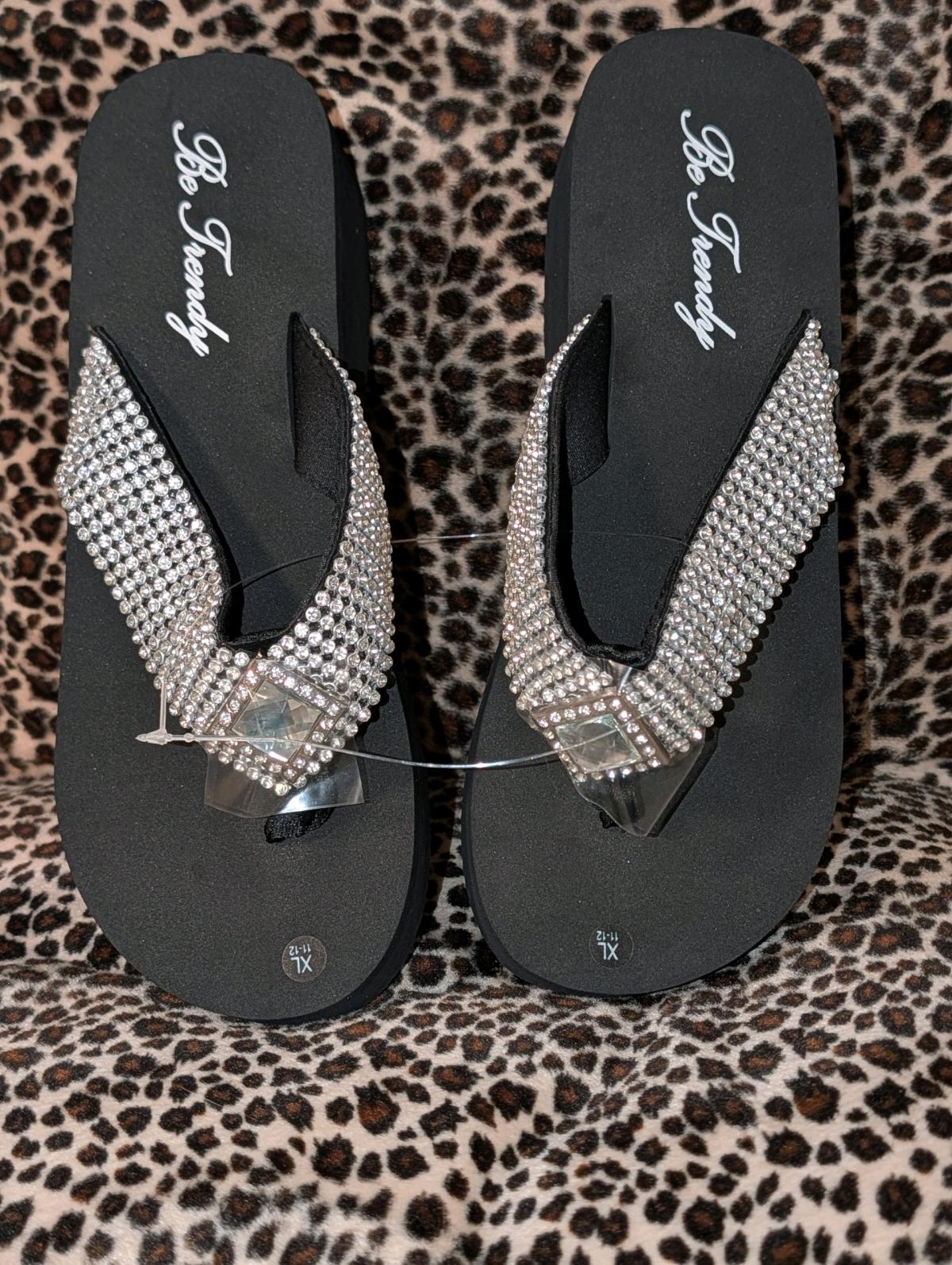 rhinestone flip flops size xl
