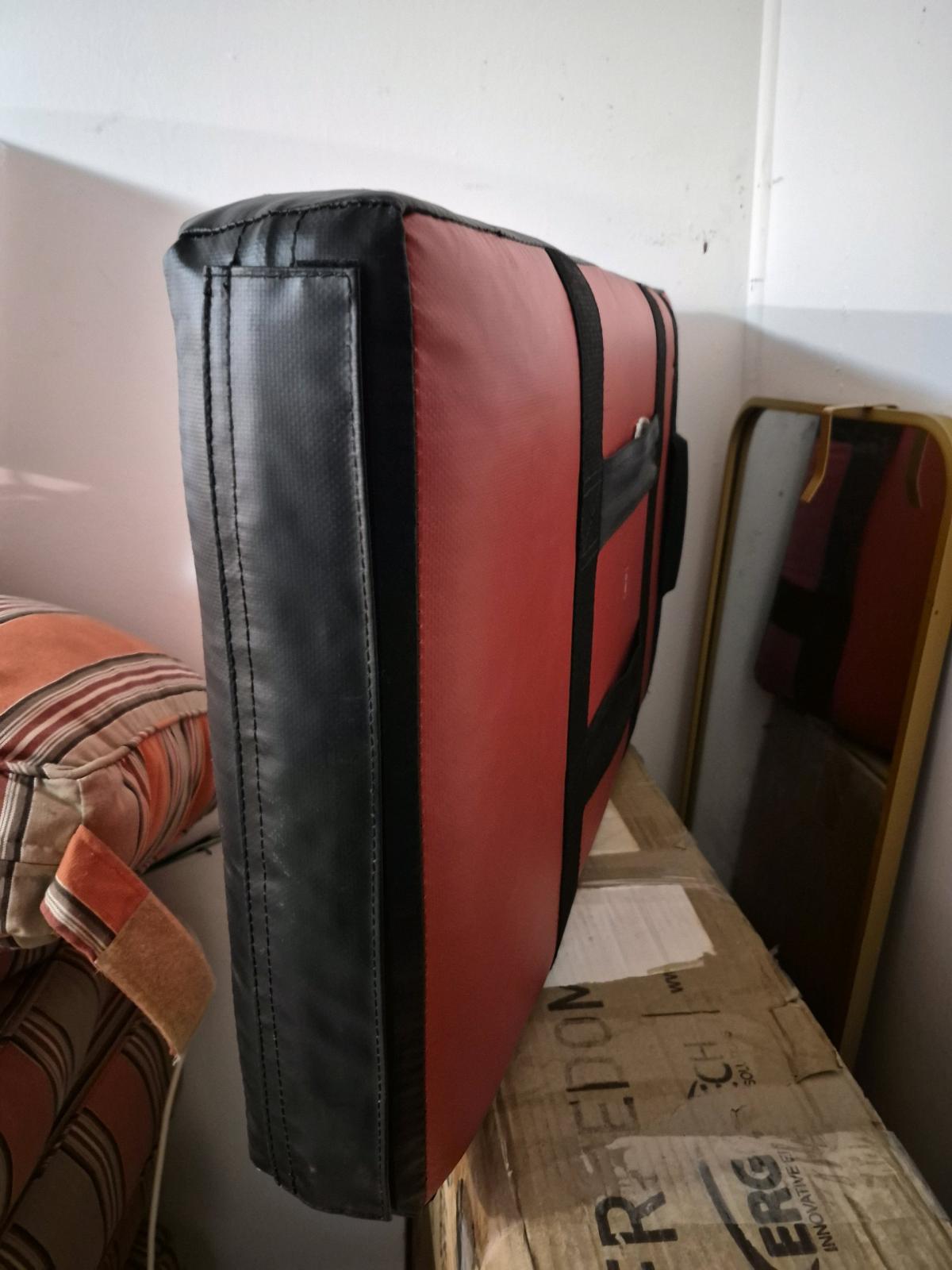 Macho Martial Arts Striking Shield