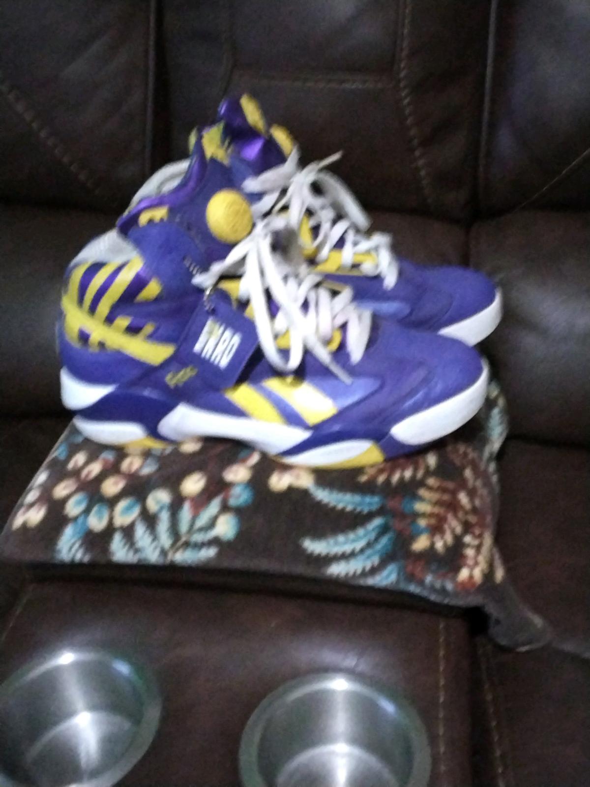 SHAQ REEBOK THE PUMPS