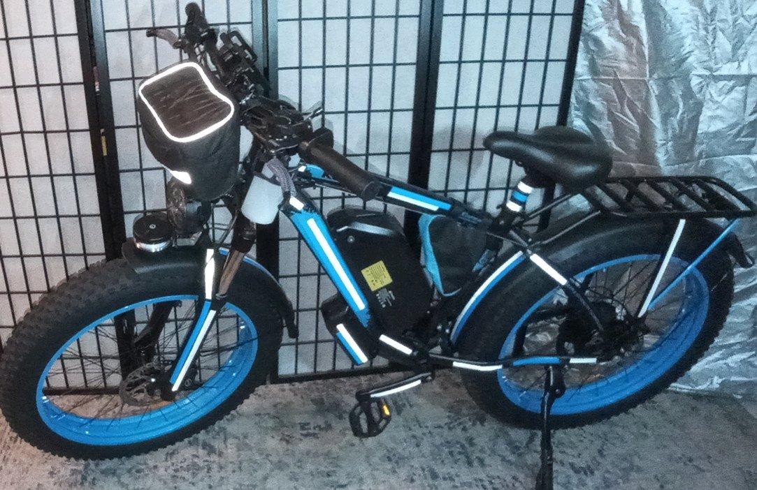 NEAR NEW 9spd Ebike and 21spd Mtn Bike COMBO