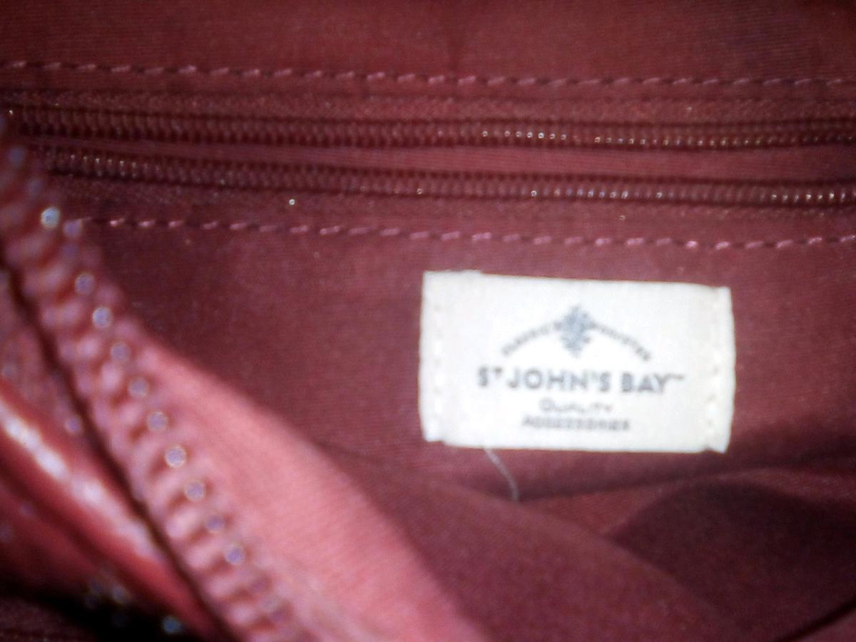 Woman St Johns Bay Red purse