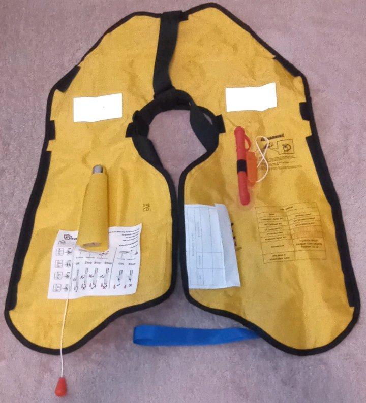 Eyson YSH7092 Inflatable Life Jacket
