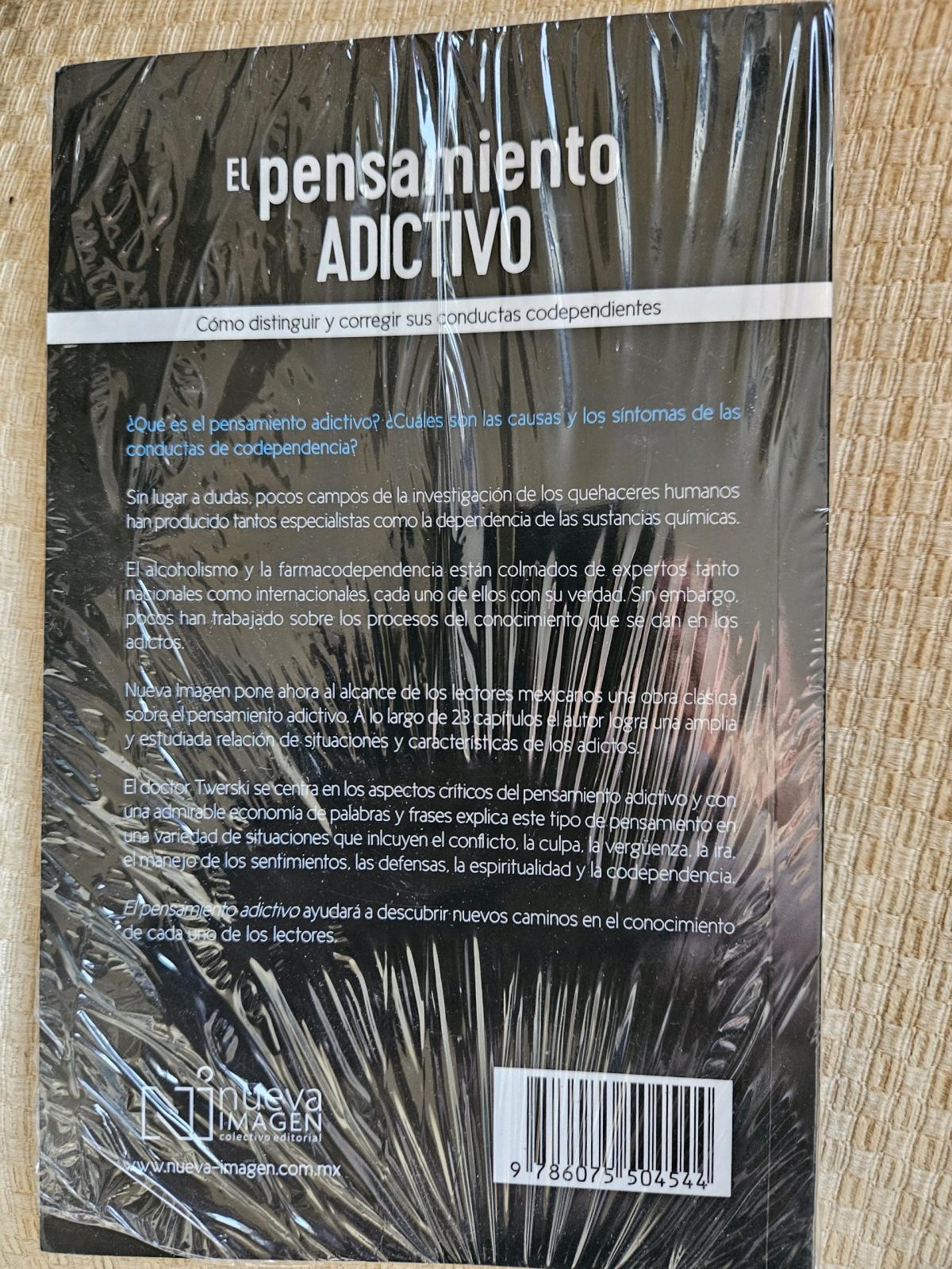 El pensamiento adictivo  Multicolor Wall Art Book Cover