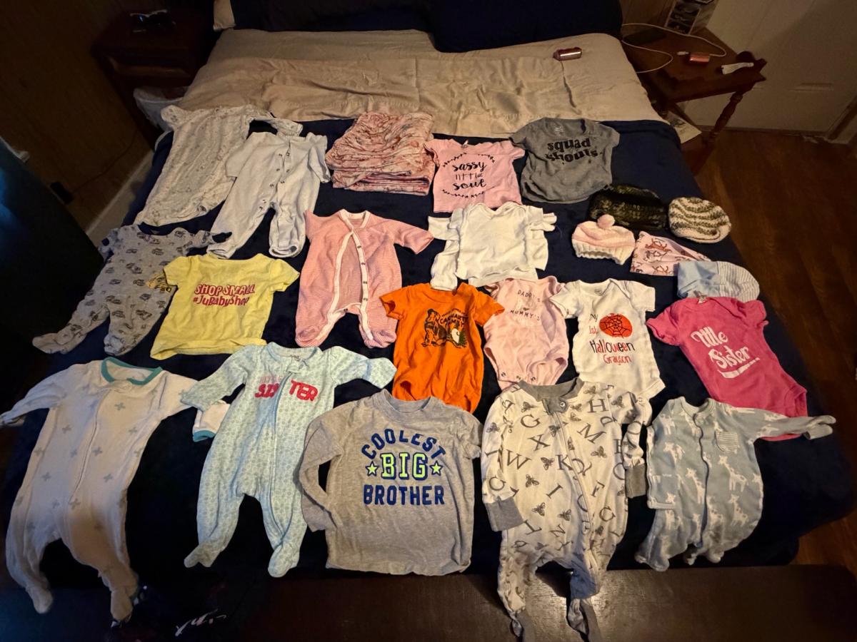 newborn baby clothes few boy mostly girls