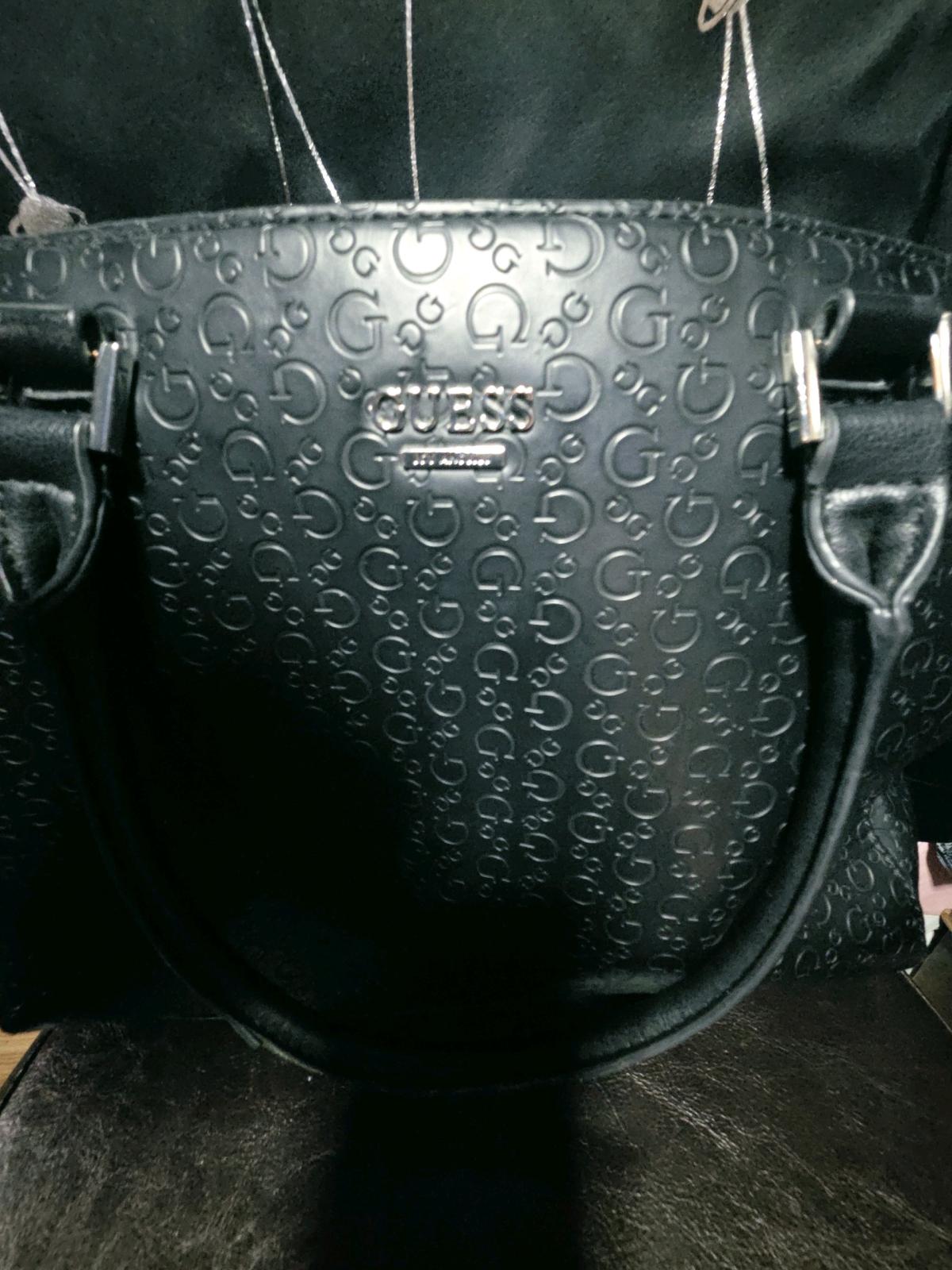 GUESS  Los Angeles PU  leather handbag