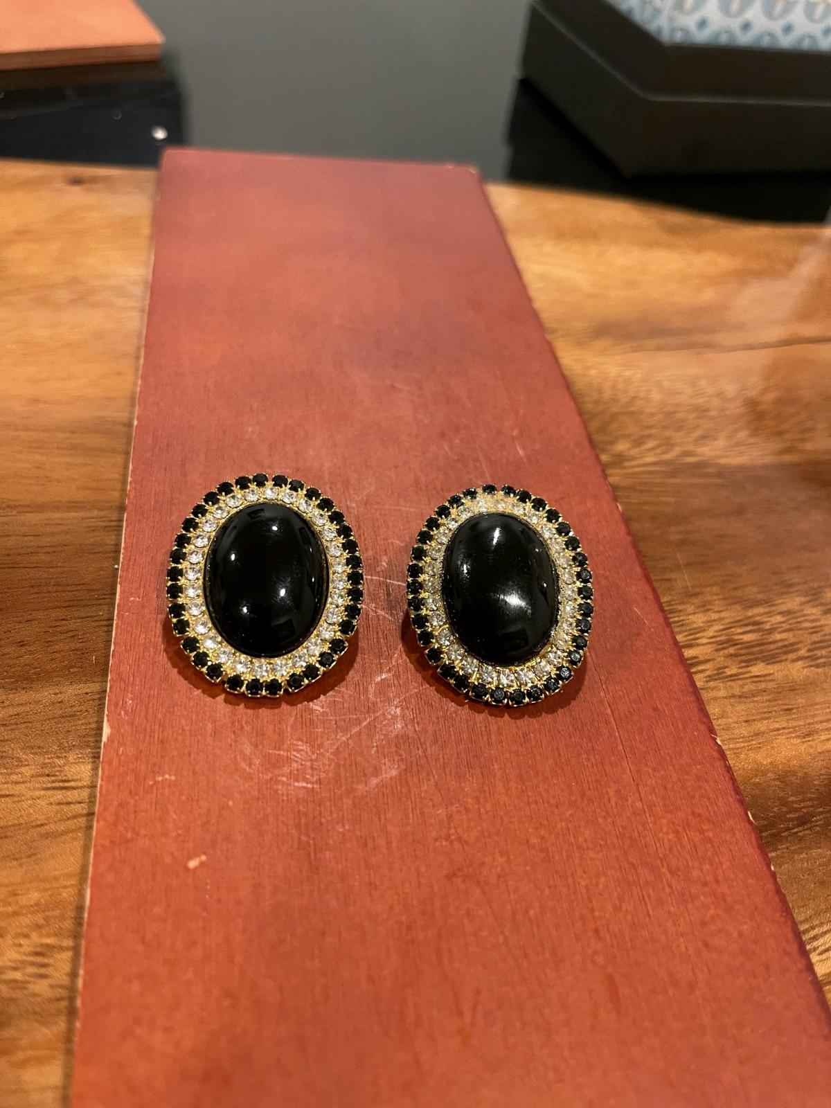 vintage black and gold earrings