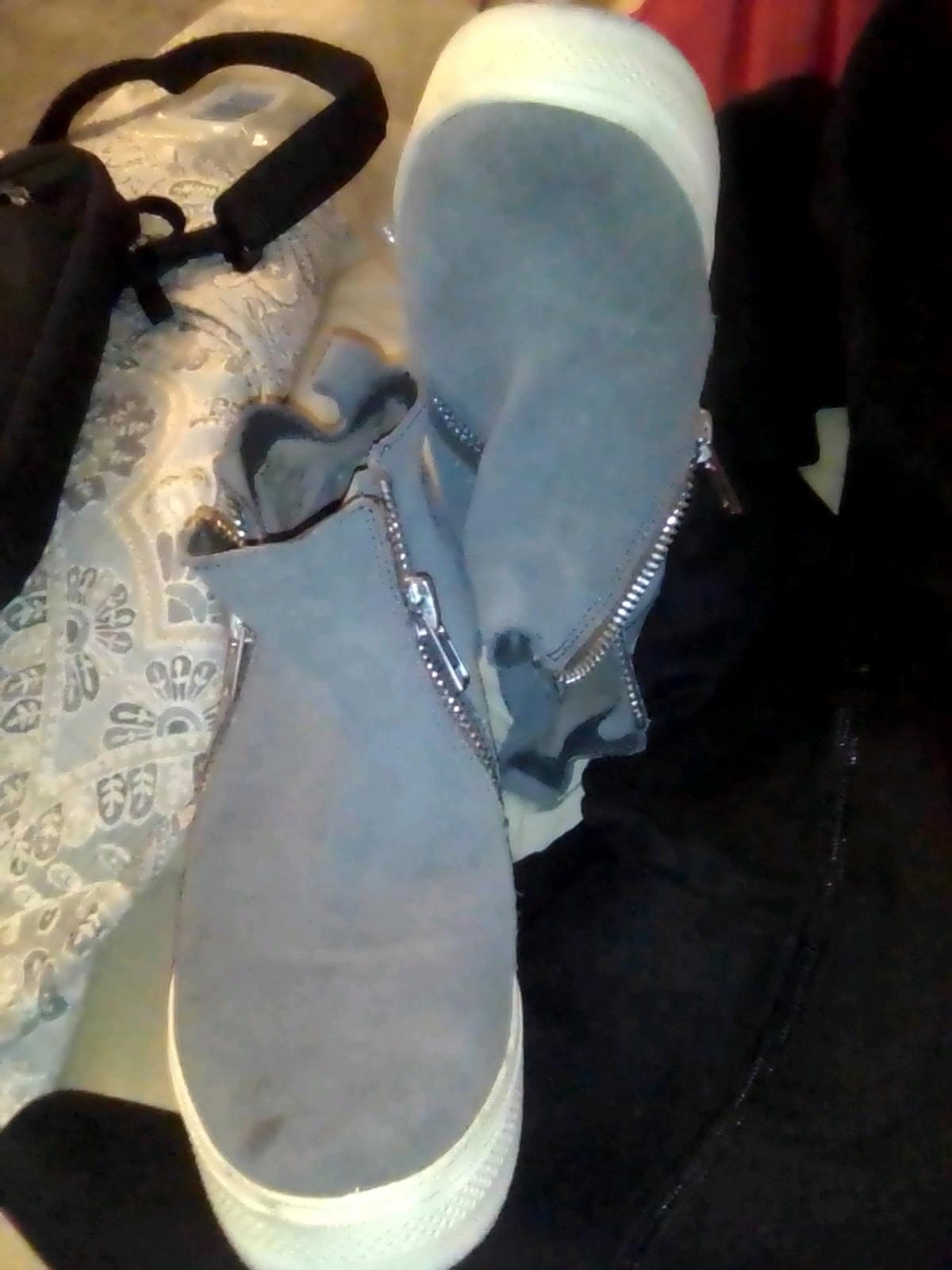 Steve Madden anklet boots