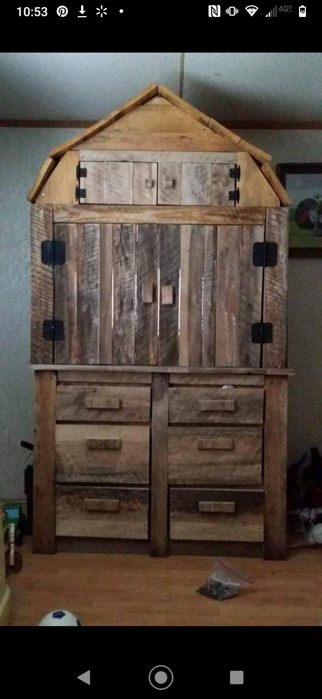 custom hutches