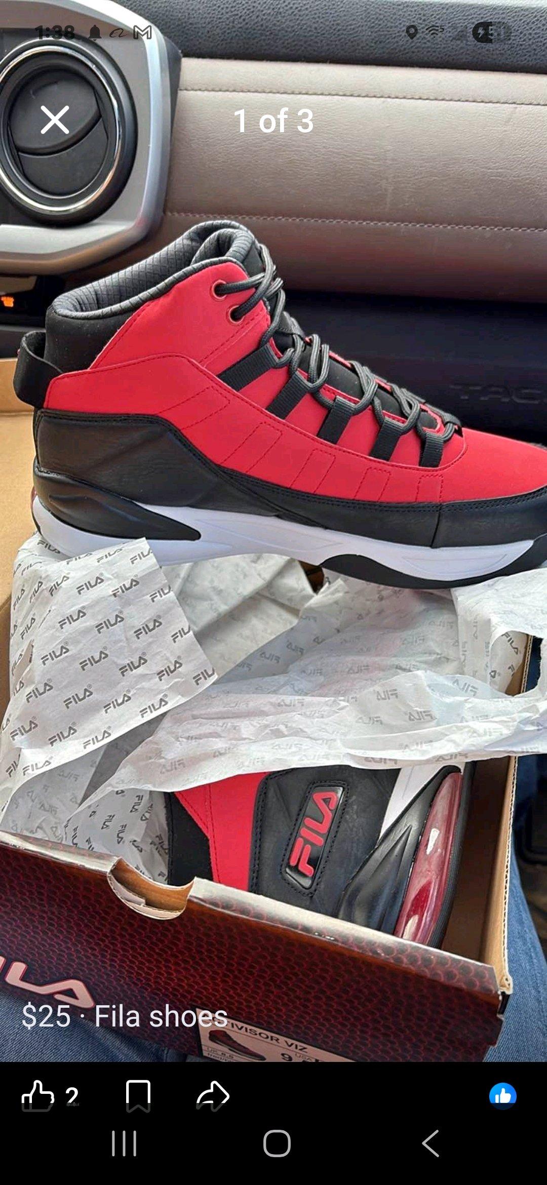 Fila size 9 half
