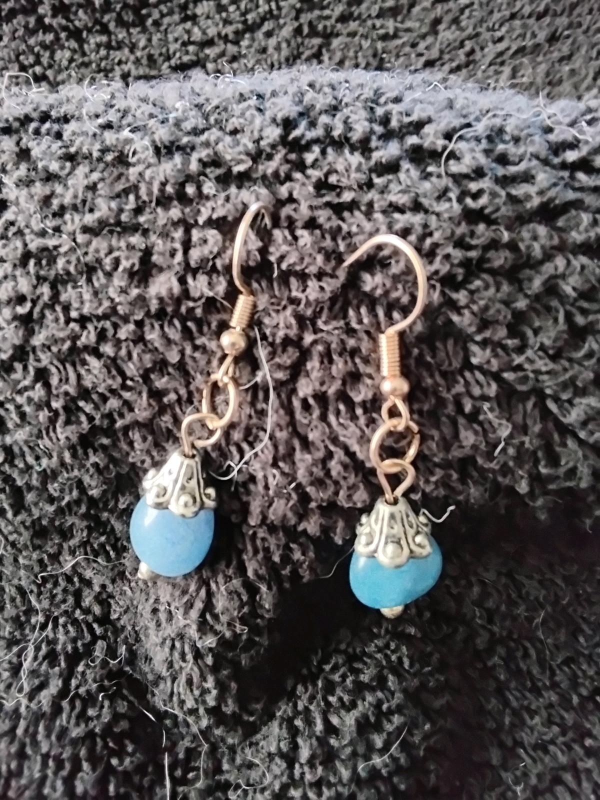 blue earings