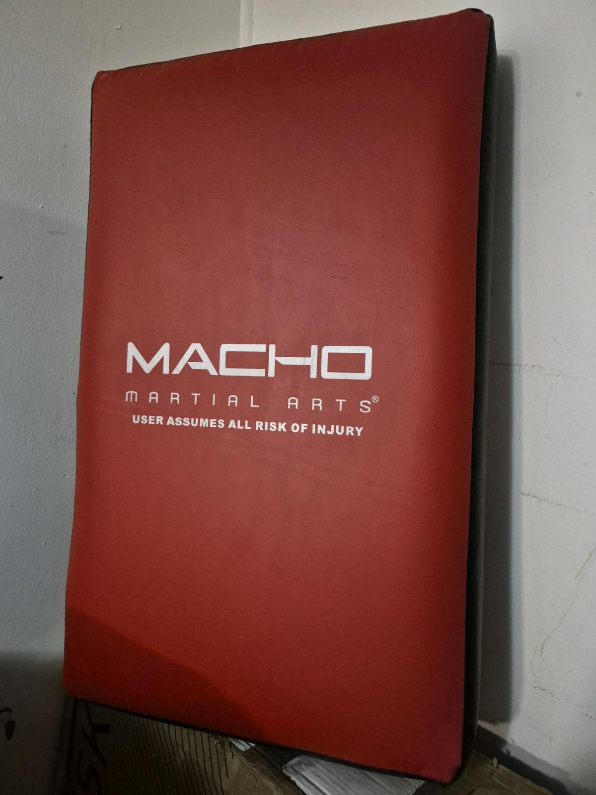Macho Martial Arts Striking Shield