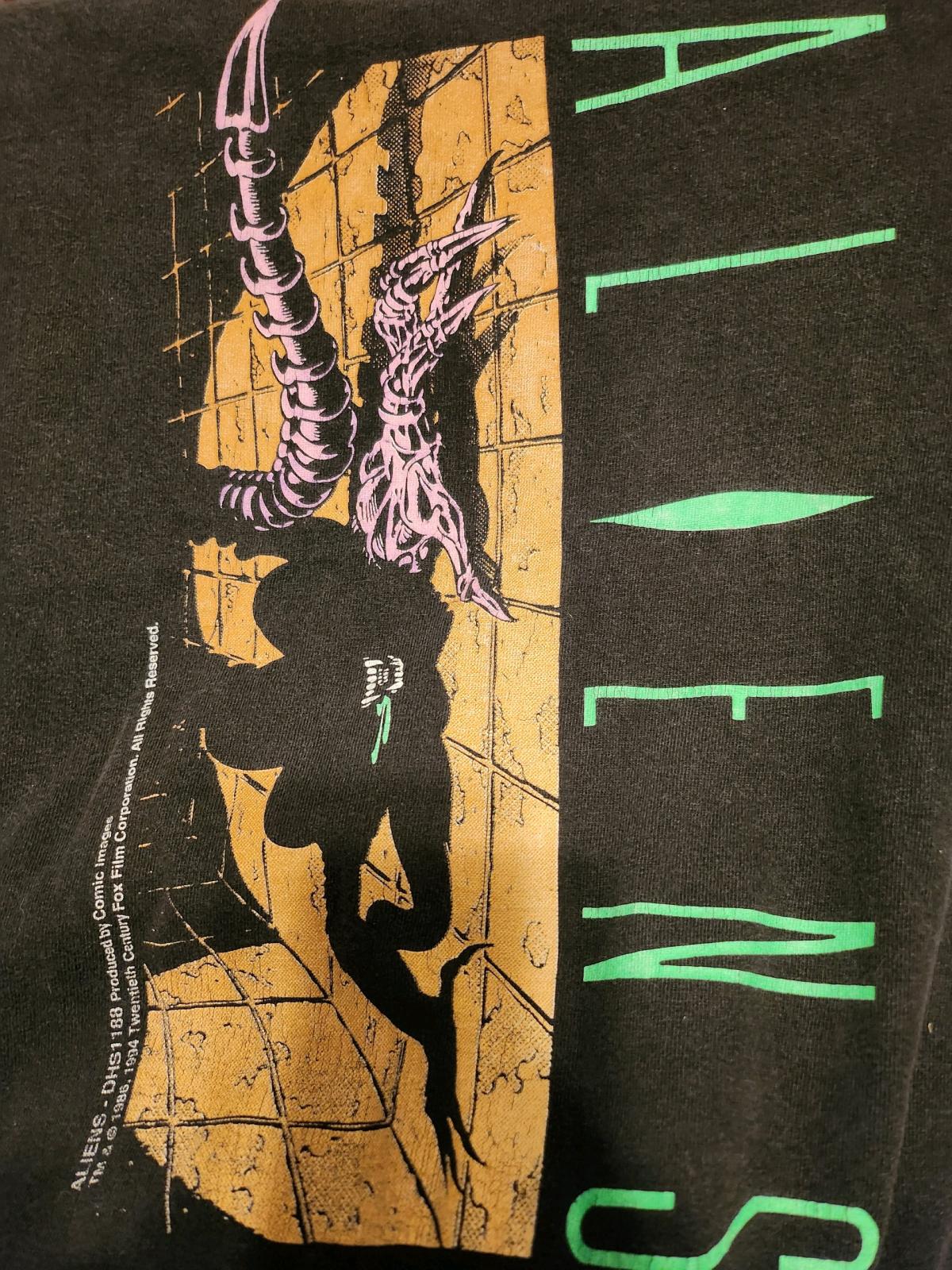 aliens comis dark horse promo tshirt