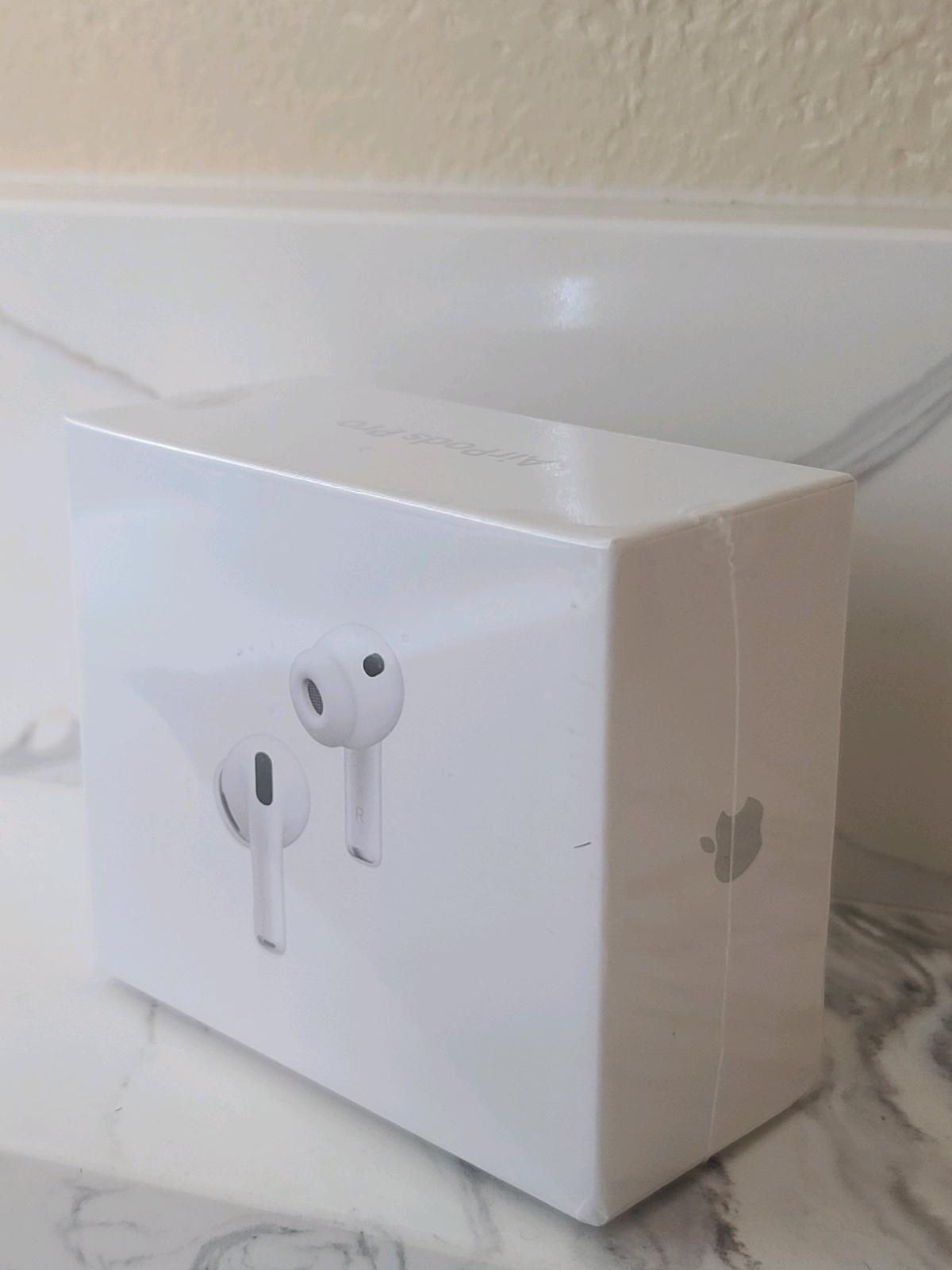 Apple AirPods Pro 3 NEW SEALED