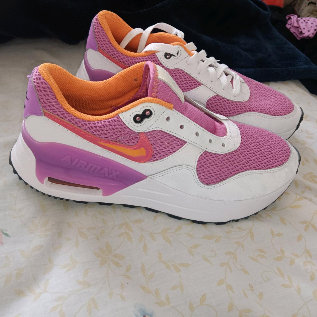 Nike women
