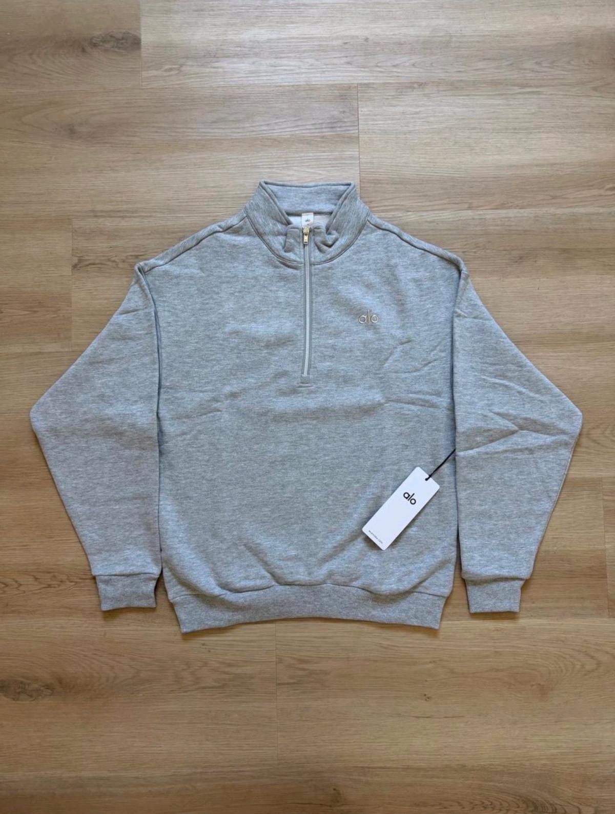 Alo Yoga quarter zip Grey size small