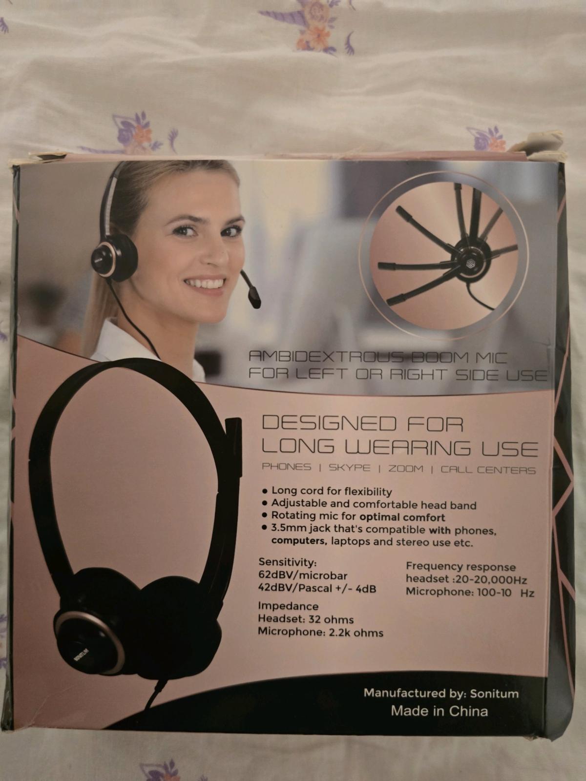 unisex headset great for outdoors too