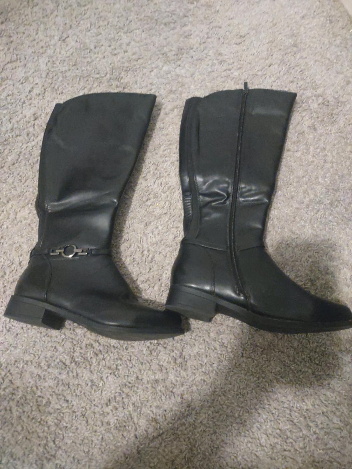 Jessica Cline Womens Size 10 Fashion Boots