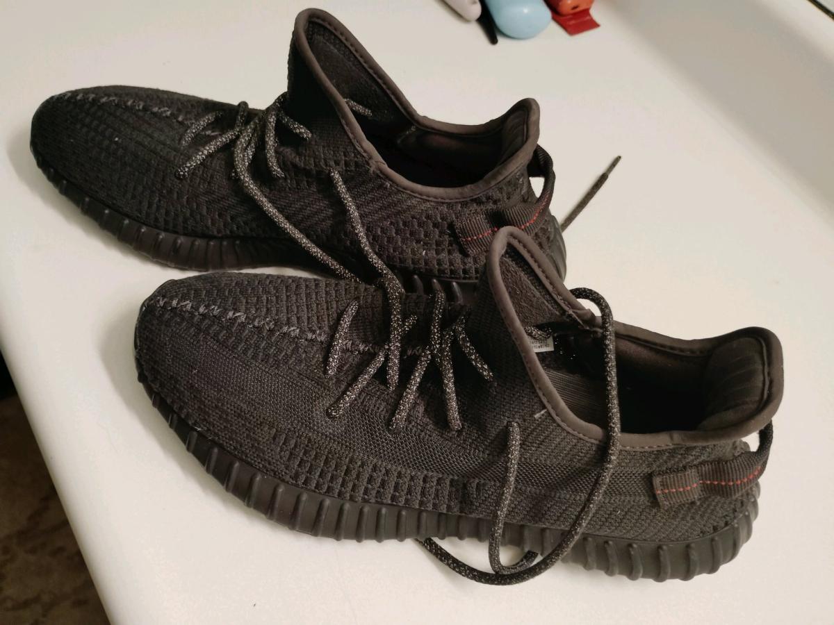 Mens Adidas Yeazy black shoes Size 11