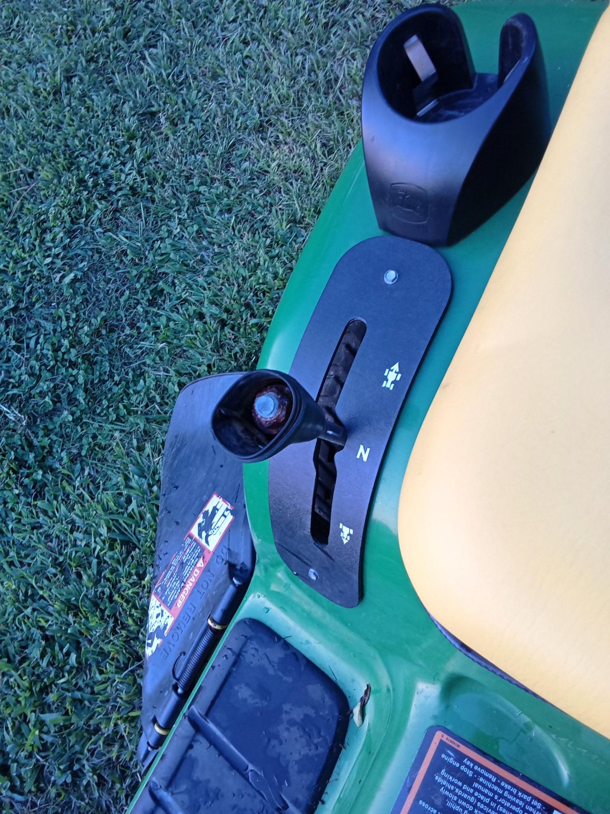 John Deere LT 155 riding tractor runs great