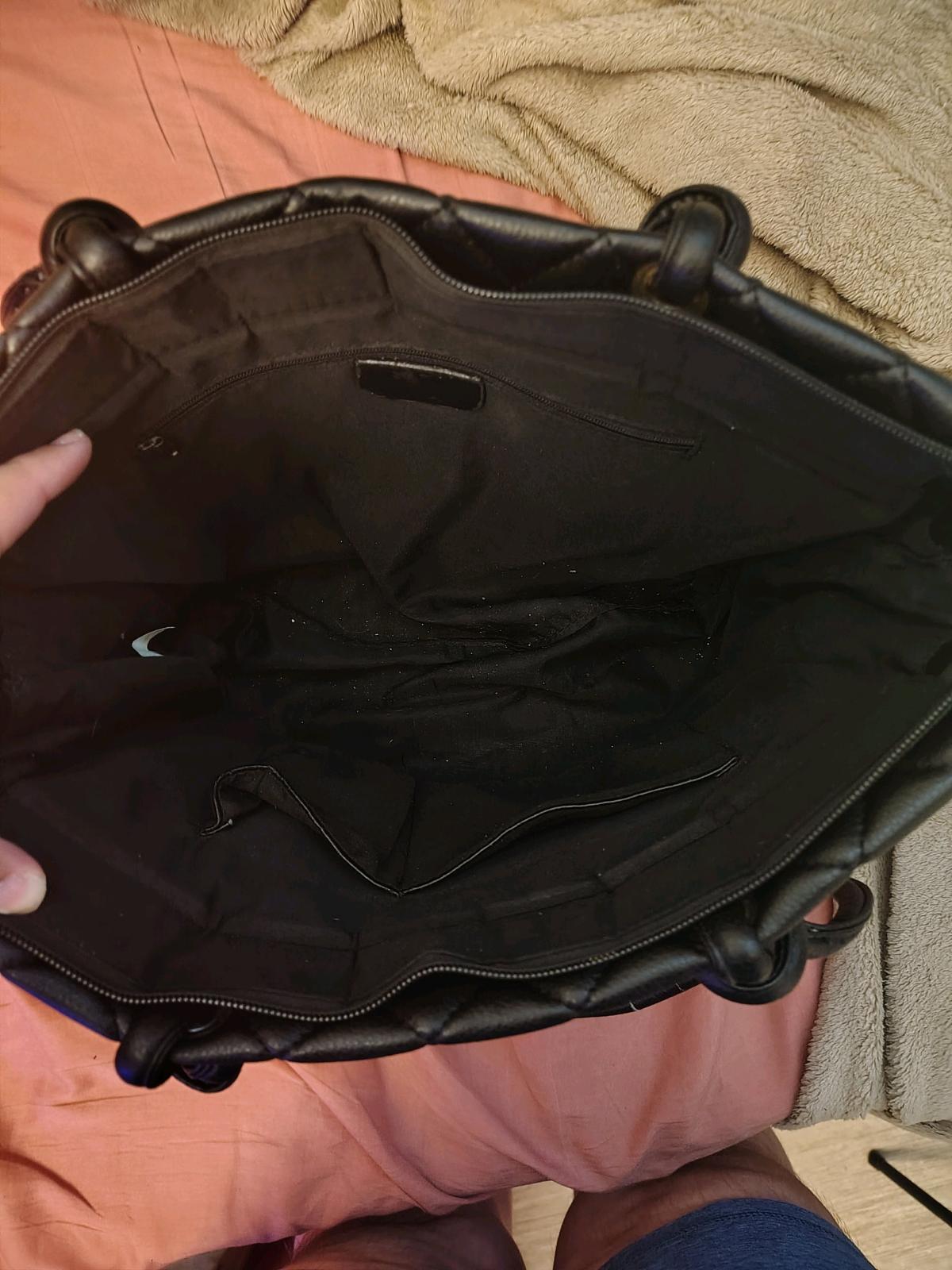 black purse just dont use it