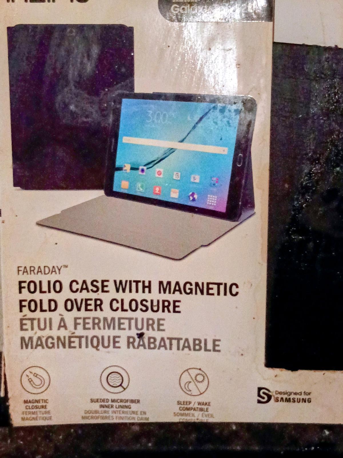 Semi Hard Case for a Tablet Black
