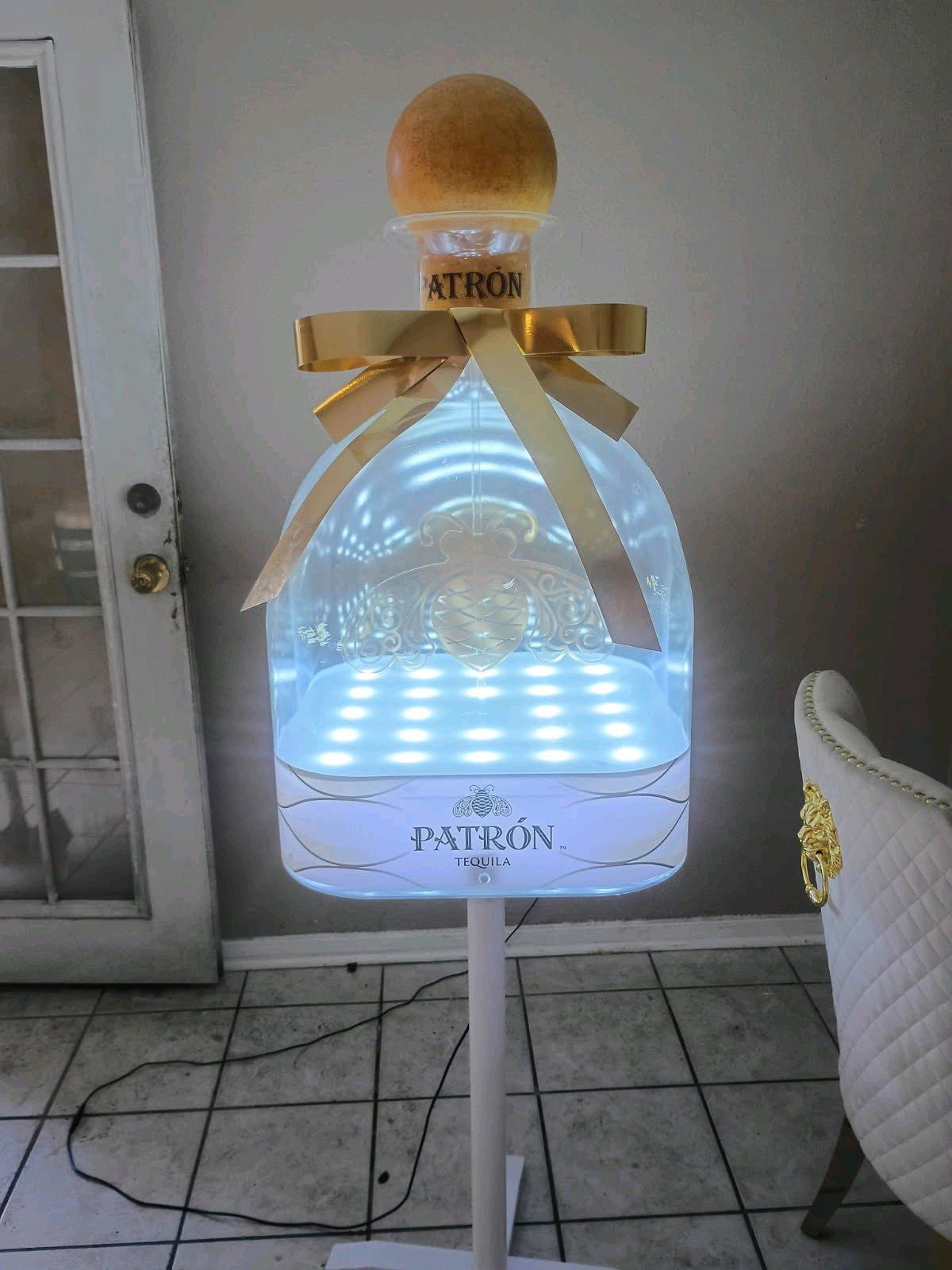 patron lamp