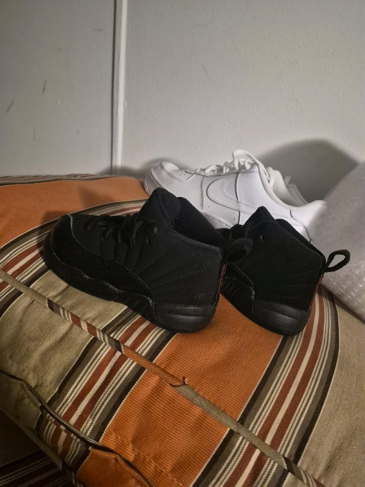 Air Jordan 12 Retro Toddler Sneakers  Black