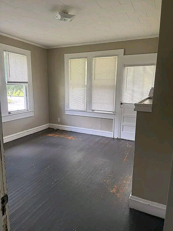 Low Income Home and Apartment