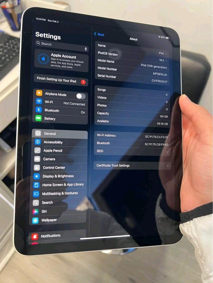 Apple iPad 10th Gen