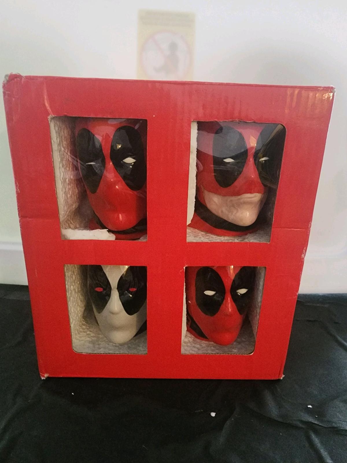 Marvel Deadpool Ceramic Mini Mug Set