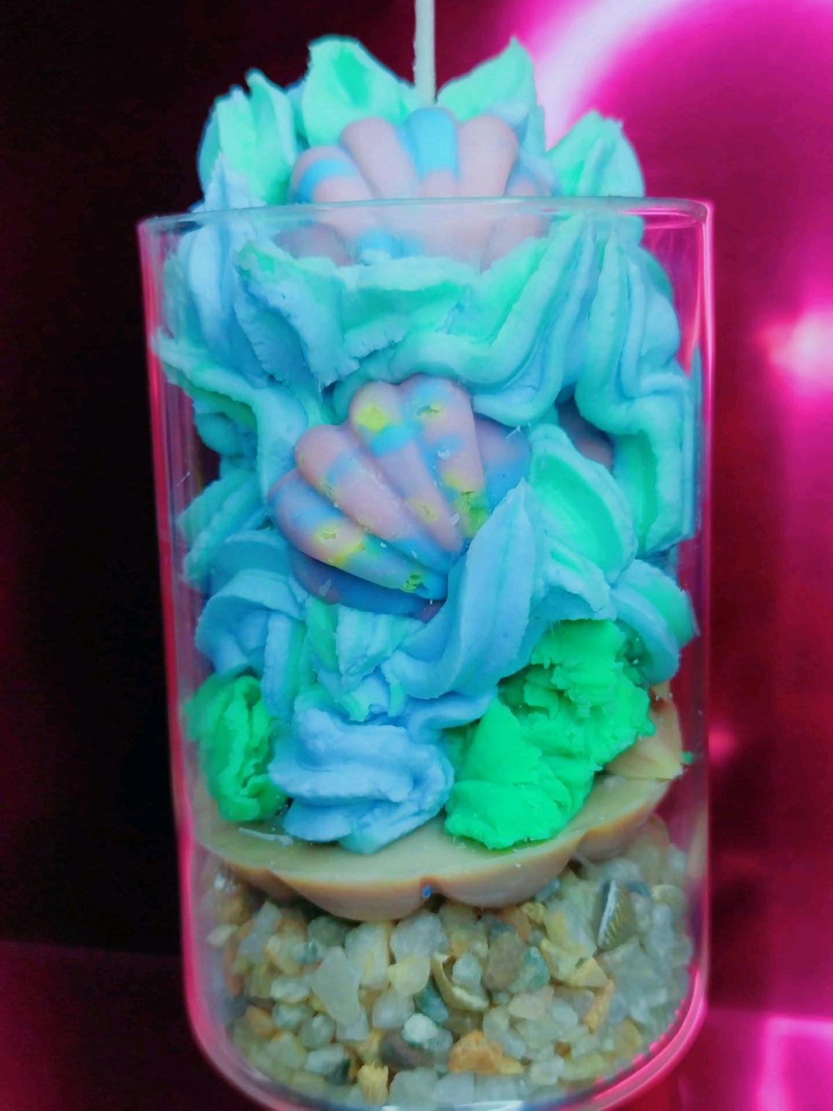 SeaShellshaped Scented Candle