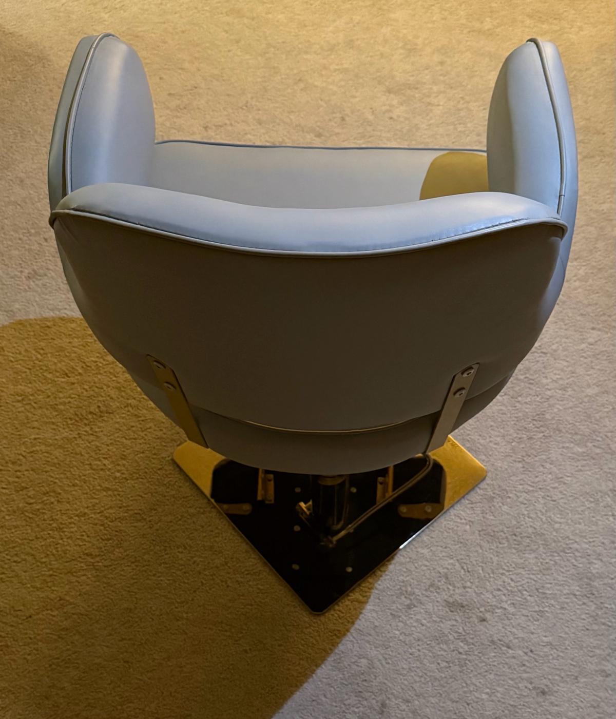 salon chair