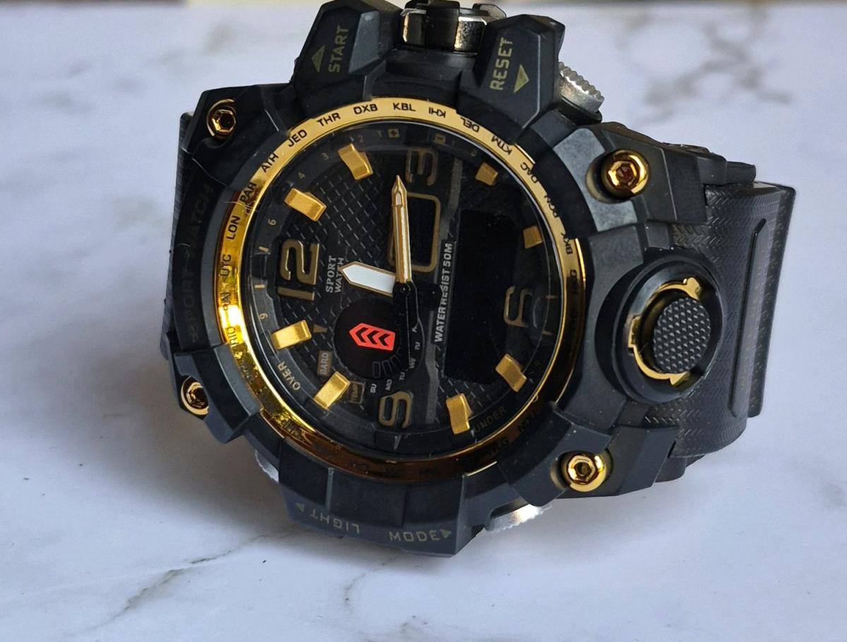 Men Military  water resistant shock watch