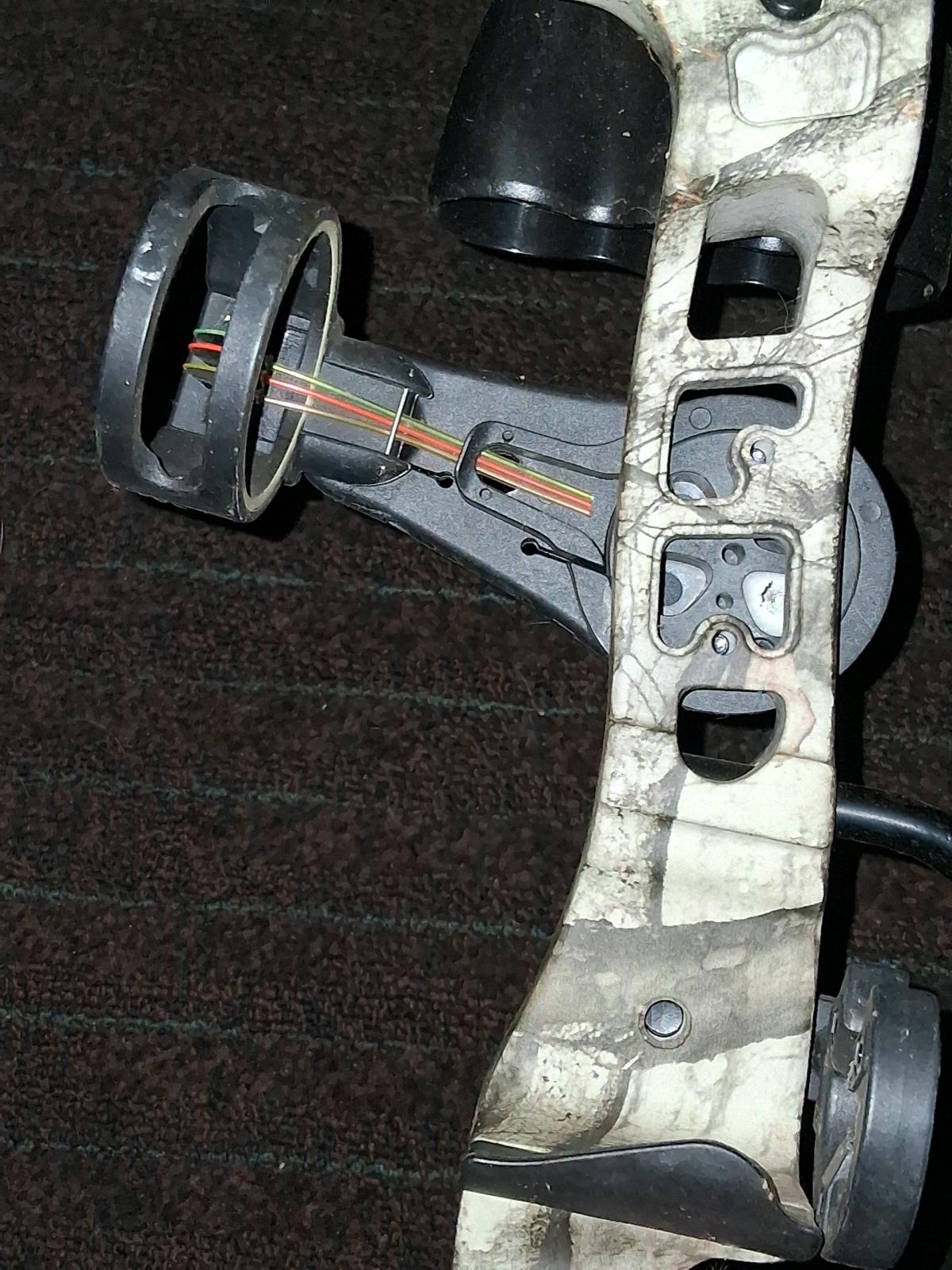 barrnett hunters extreme compact compound bow