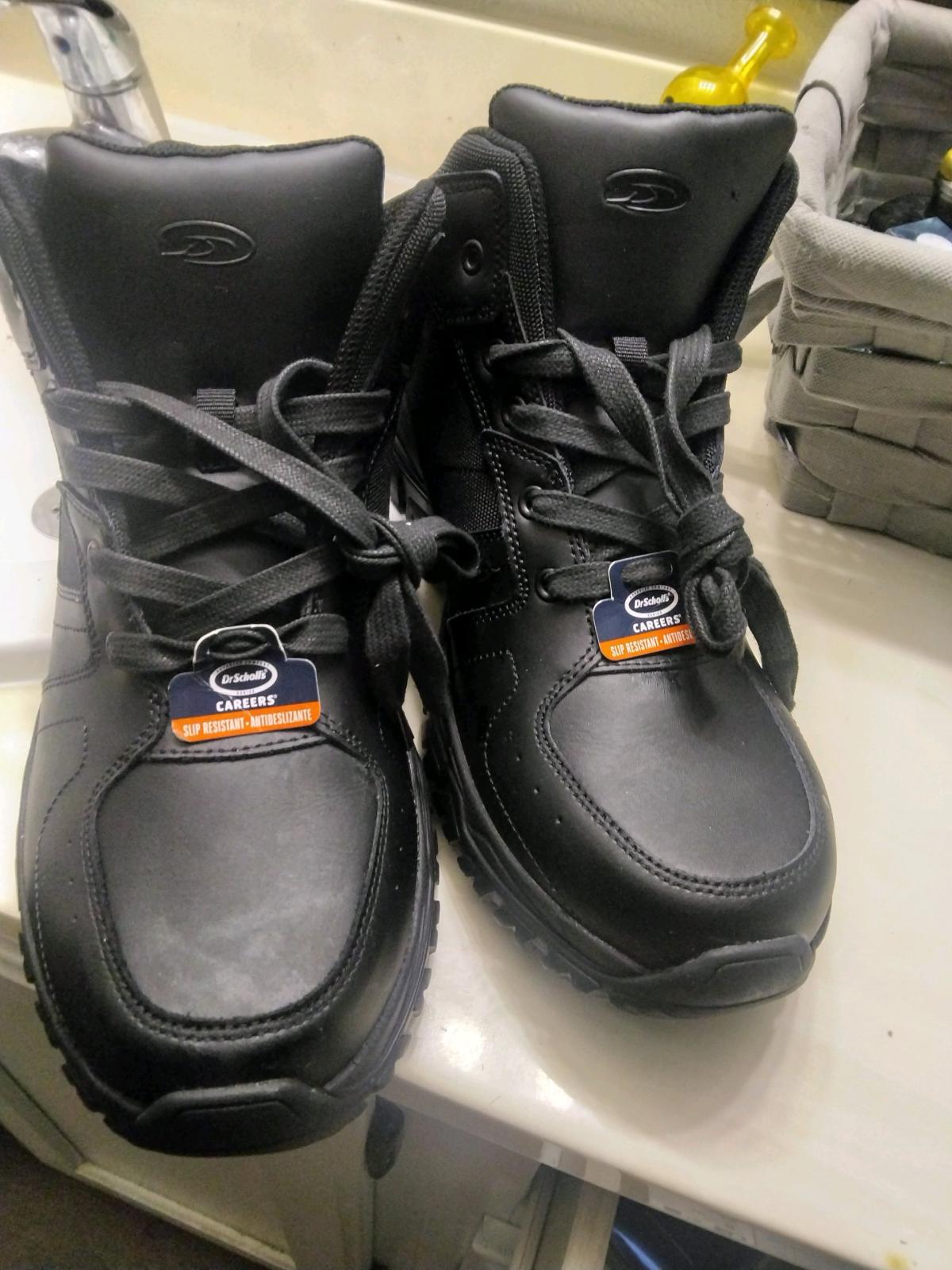 new never worn boots