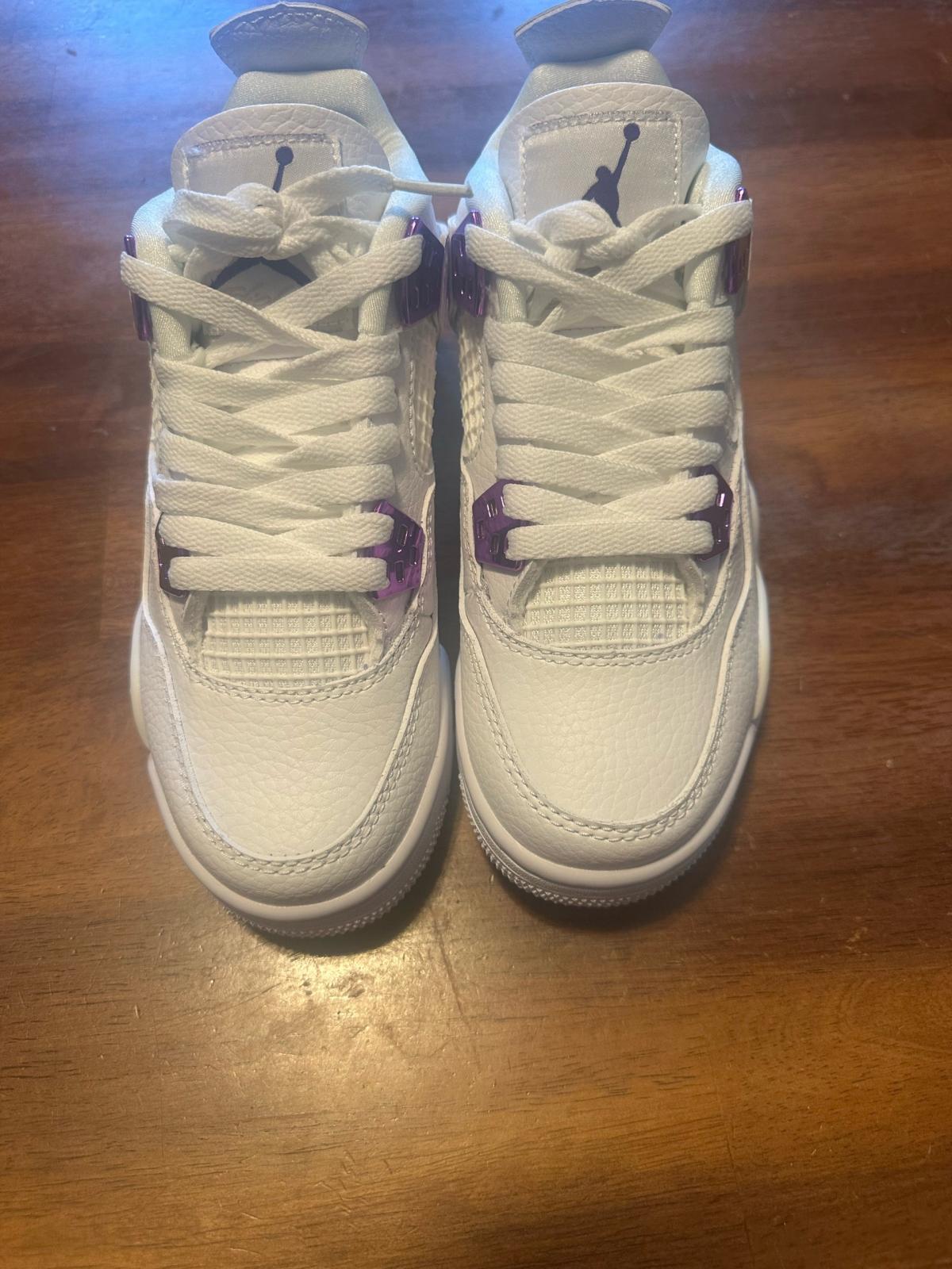 Jordan 4s size 45