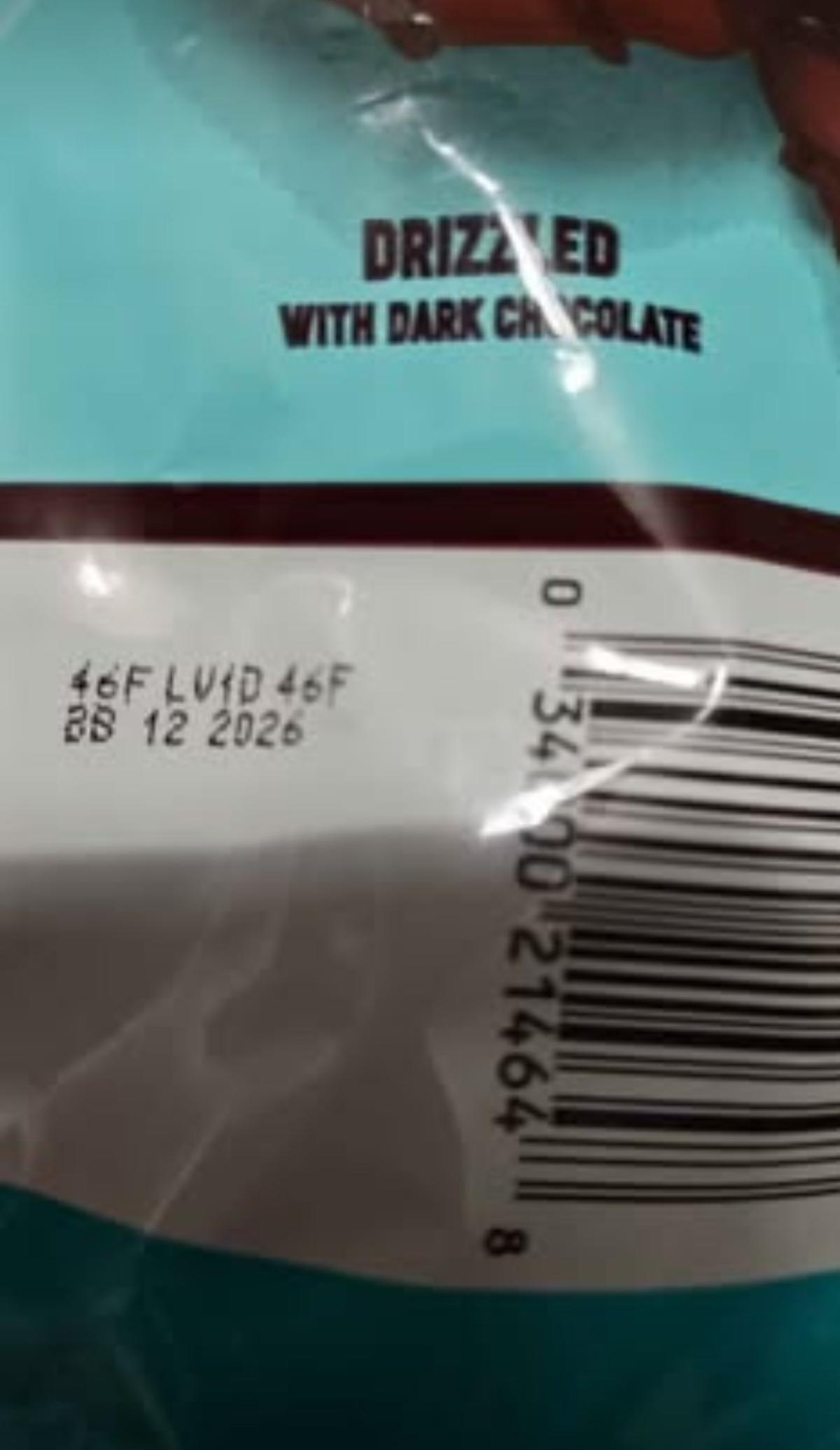 2x Hersheys Dipped Pretzels