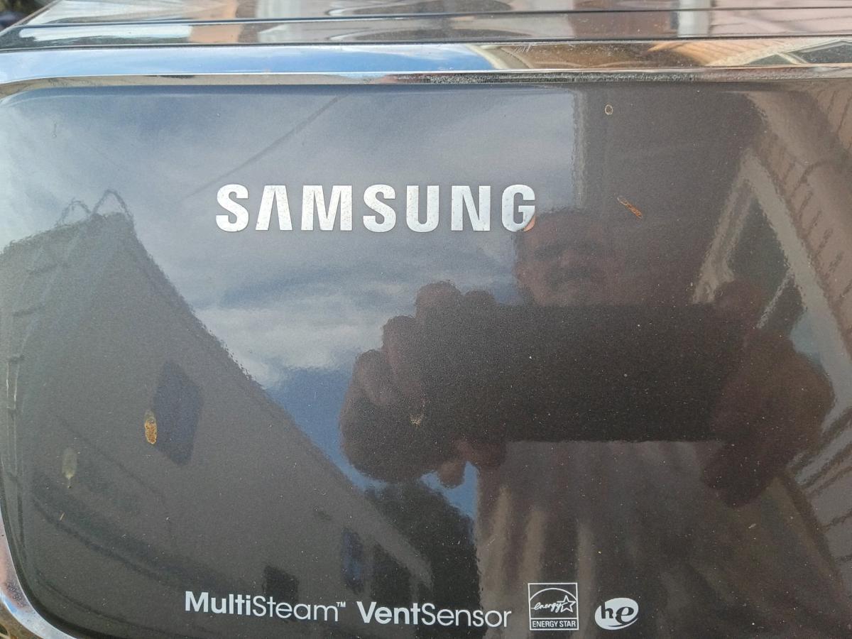 SAMSUNG DRYER WITH STEAM SANATIZE FUNCTION 2MORE ROOM