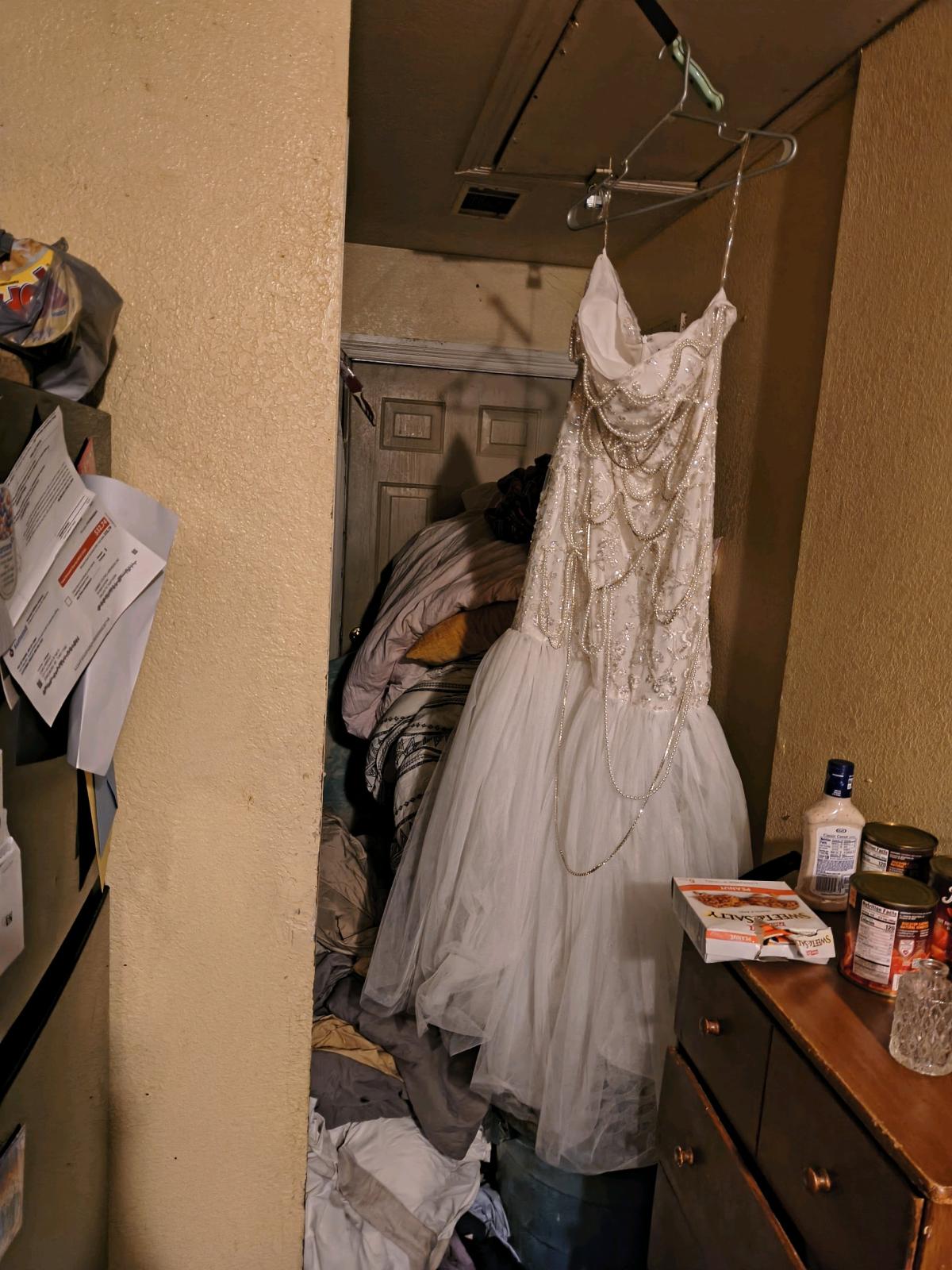 A wedding dress for a mighty pretty lady