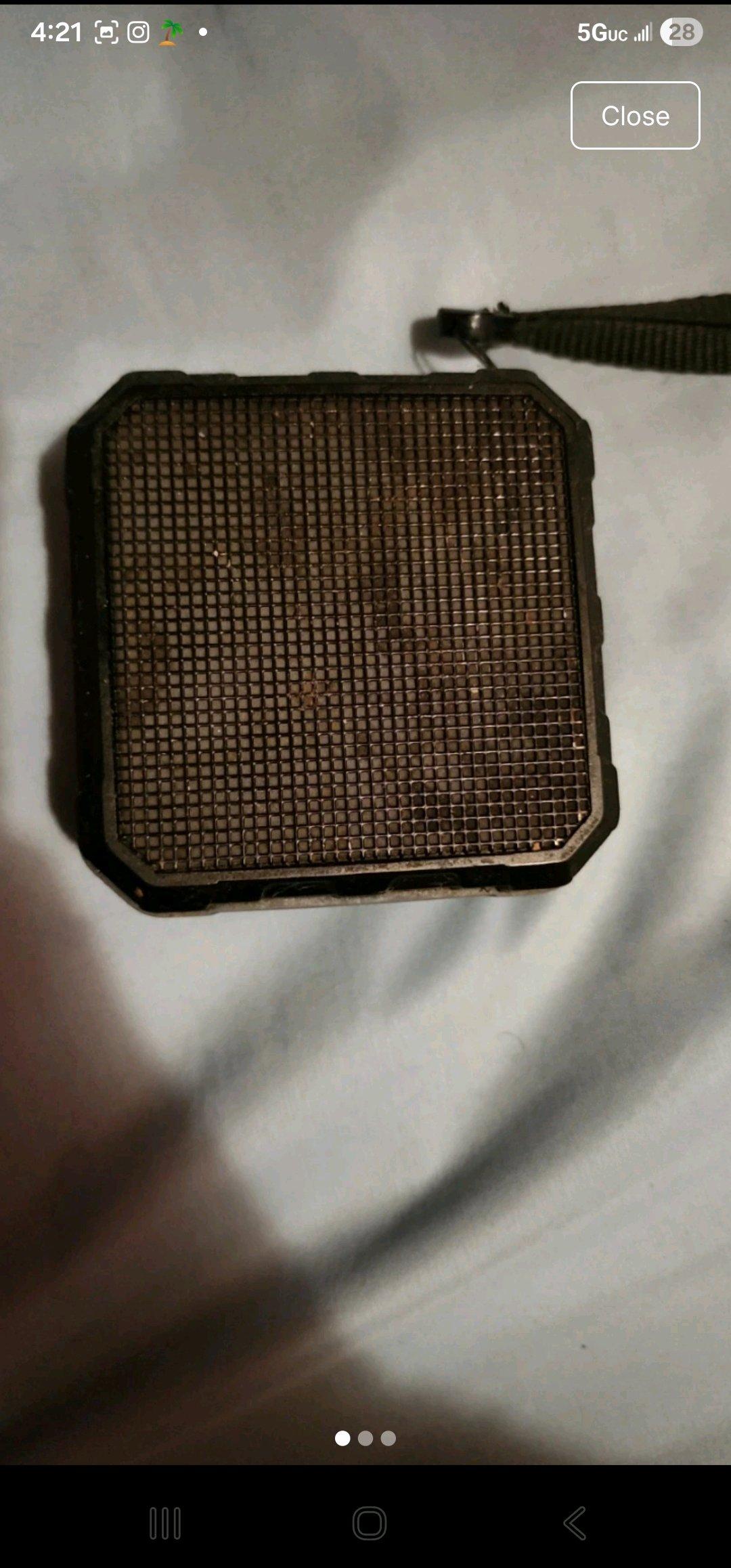 Brookstone speaker