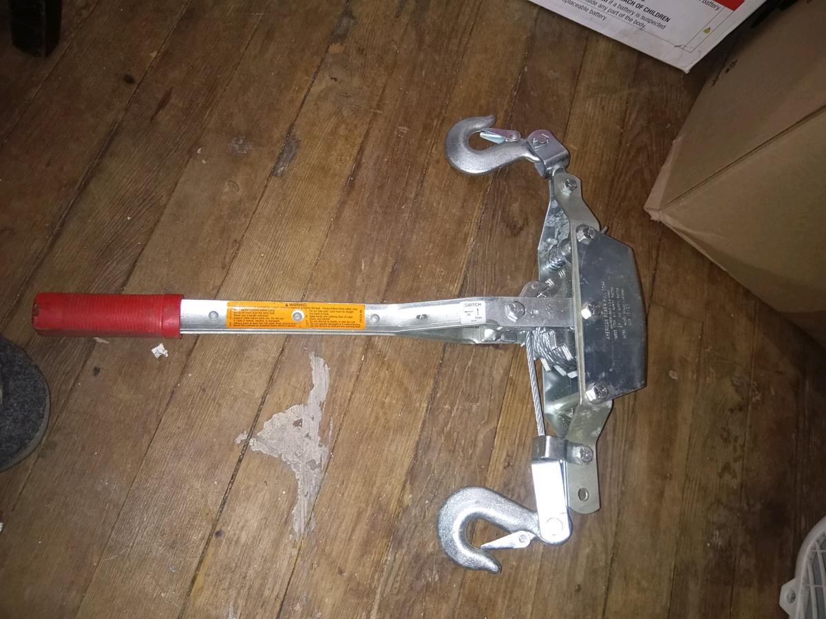 American Power Pull ComeAlong Cable Puller