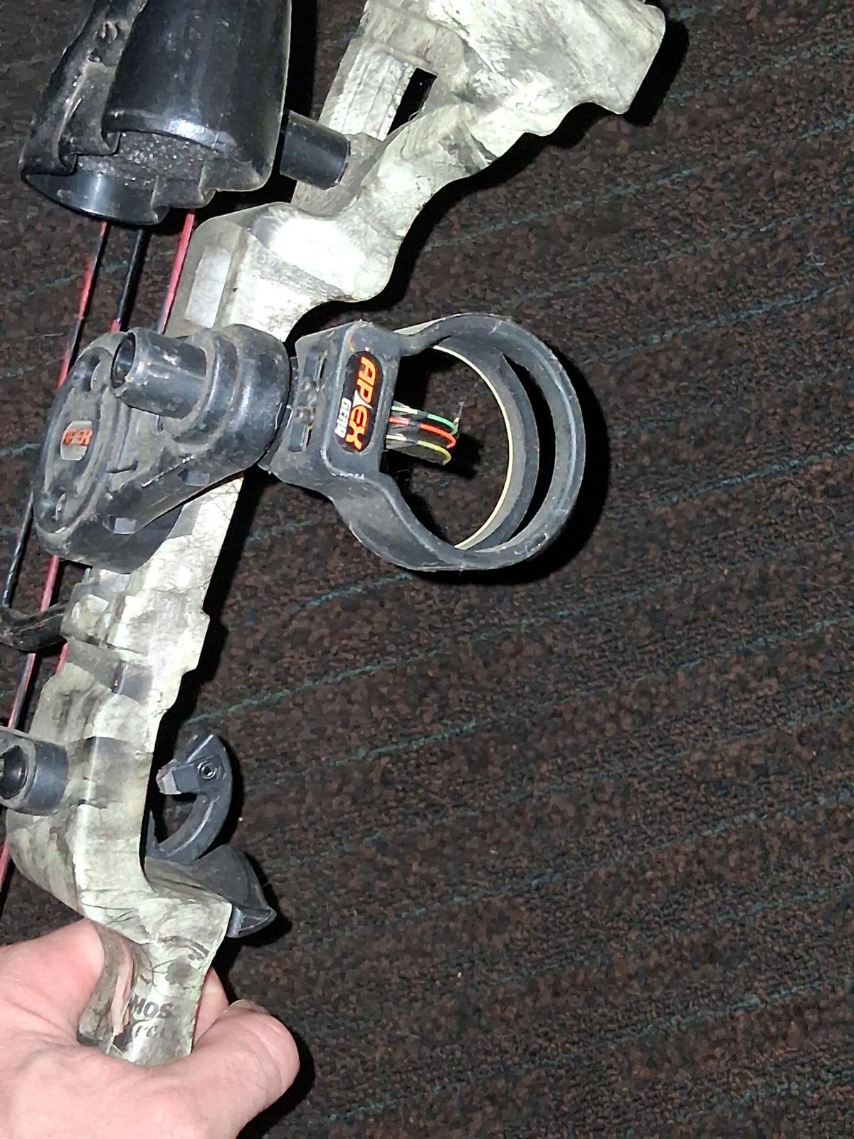 barrnett hunters extreme compact compound bow