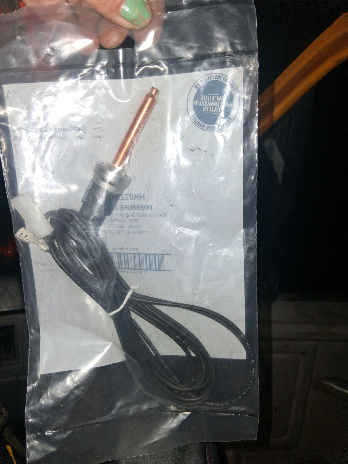 Carrier HK02ZA452 Pressure Switch