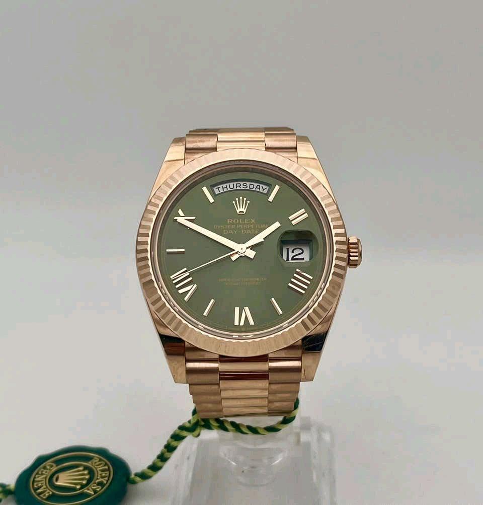 DayDate Rose Gold 40mm Olive green with box and papers